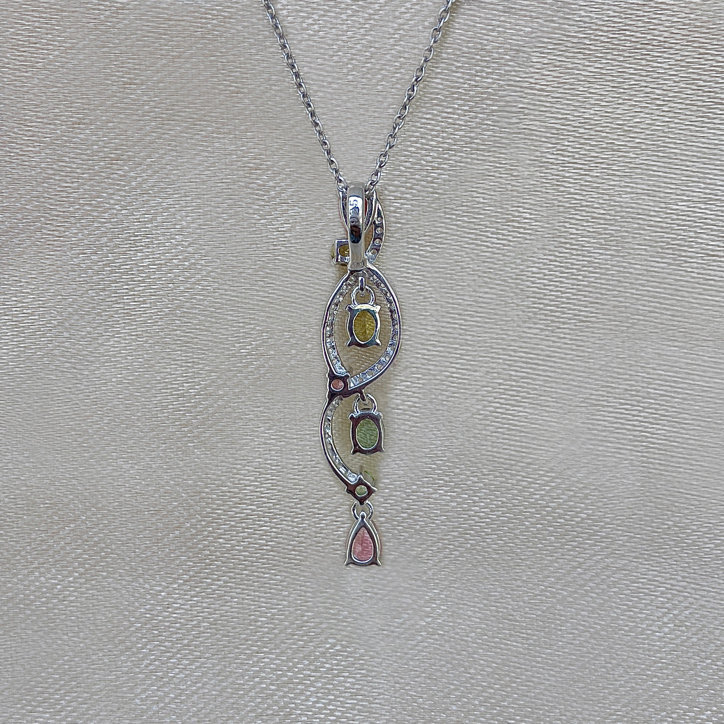 Tourmaline Pendant-(TRM-SN-315P.)