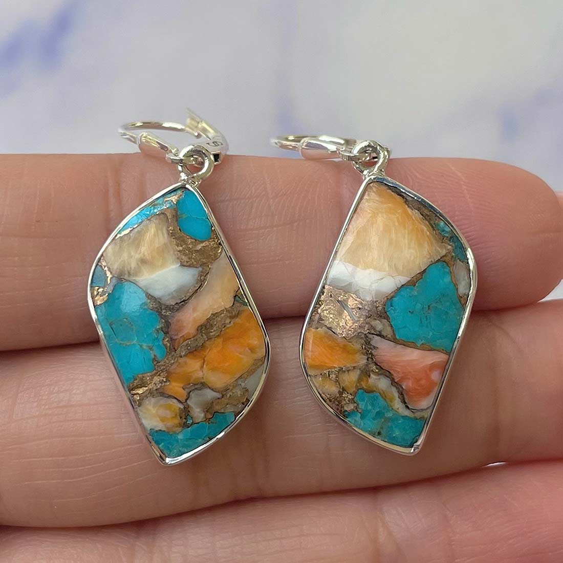 Spiny Oyster Turquoise Earrings-(TRO-E-5.)