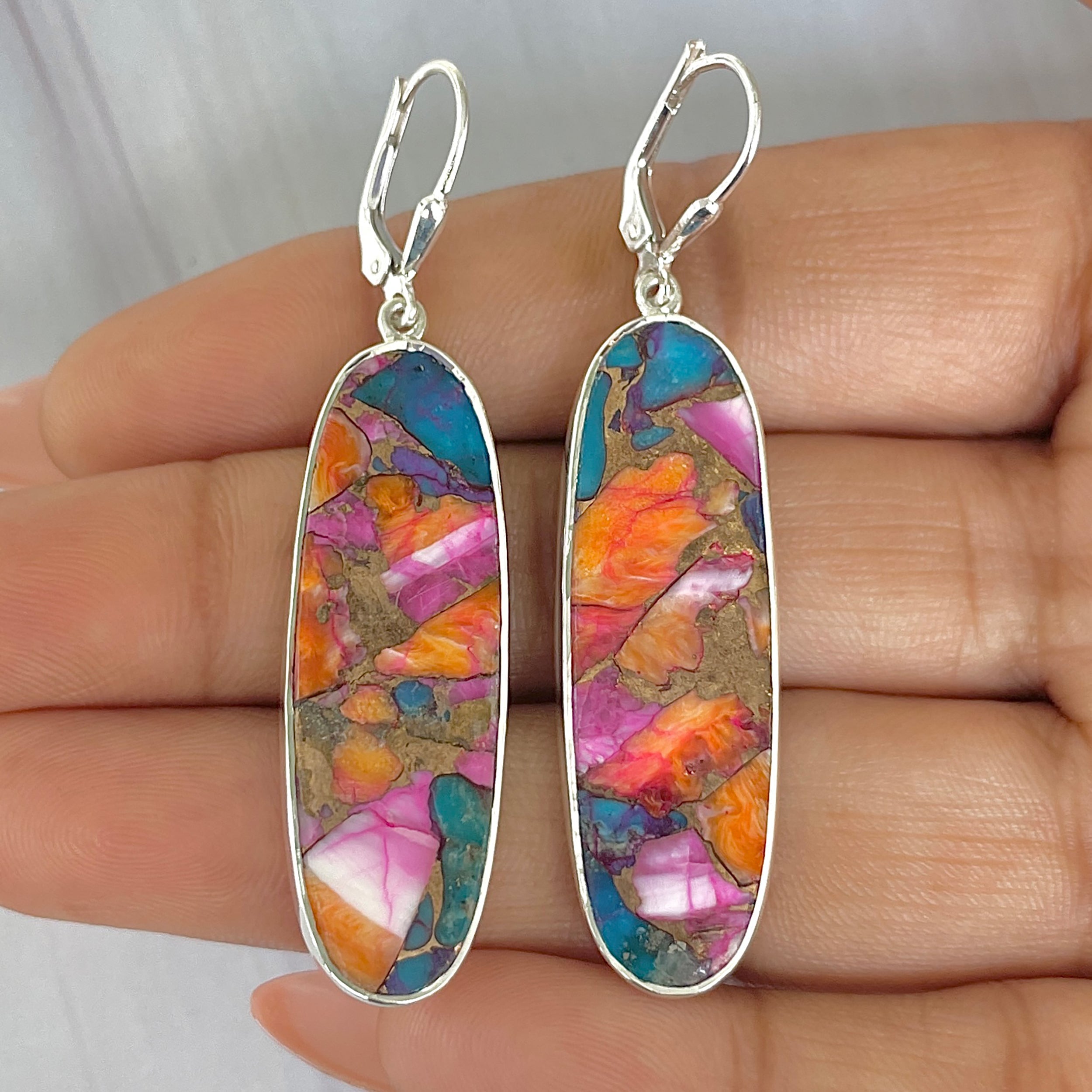 Spiny Oyster Turquoise Earring-(TRO-E-51.)