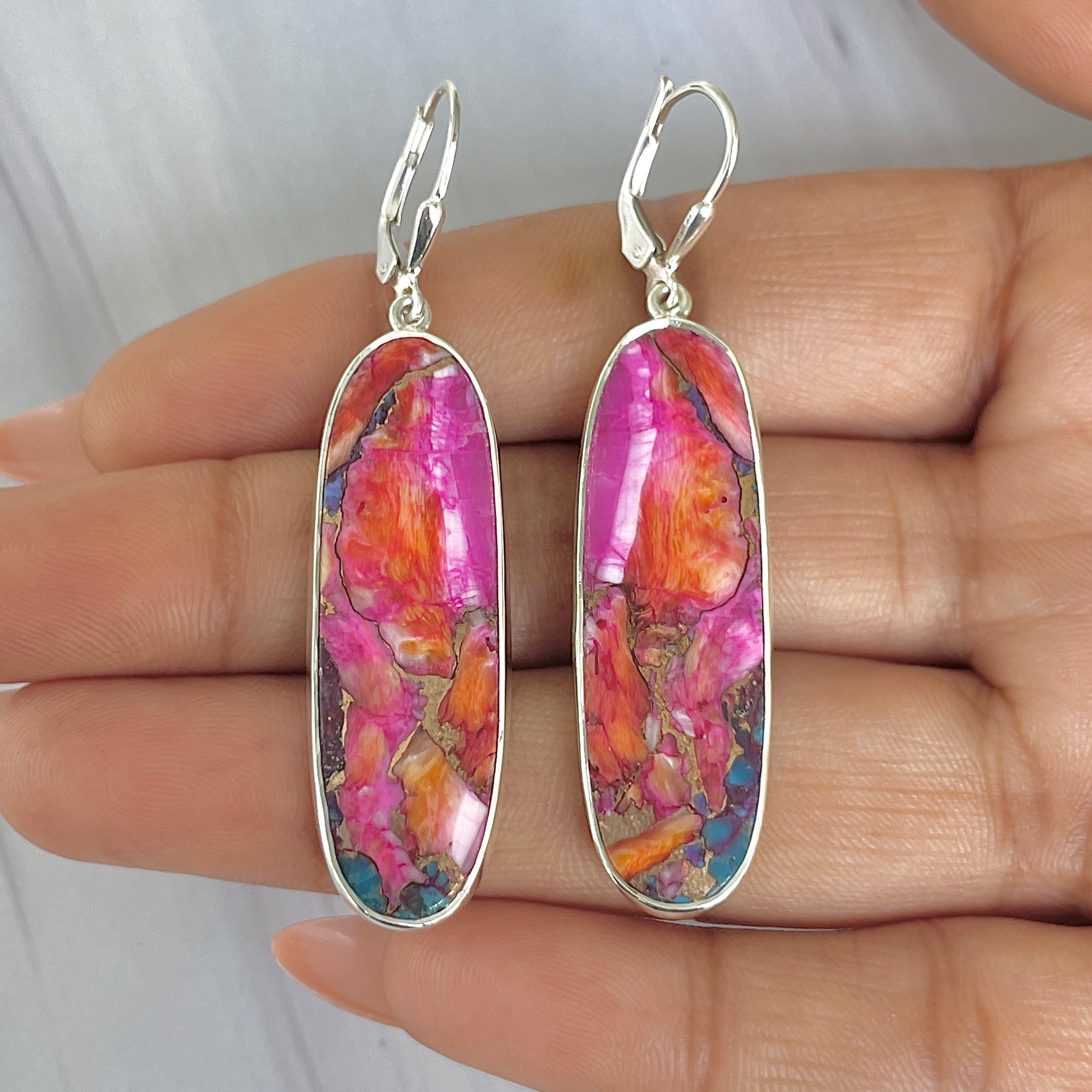 Spiny Oyster Turquoise Earring-(TRO-E-58.)