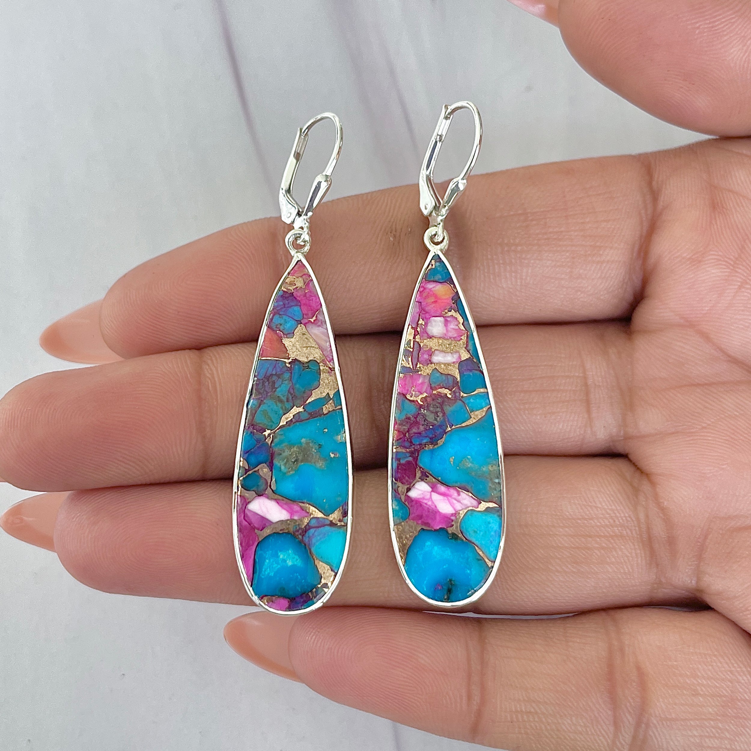 Spiny Oyster Turquoise Earring-(TRO-E-75.)