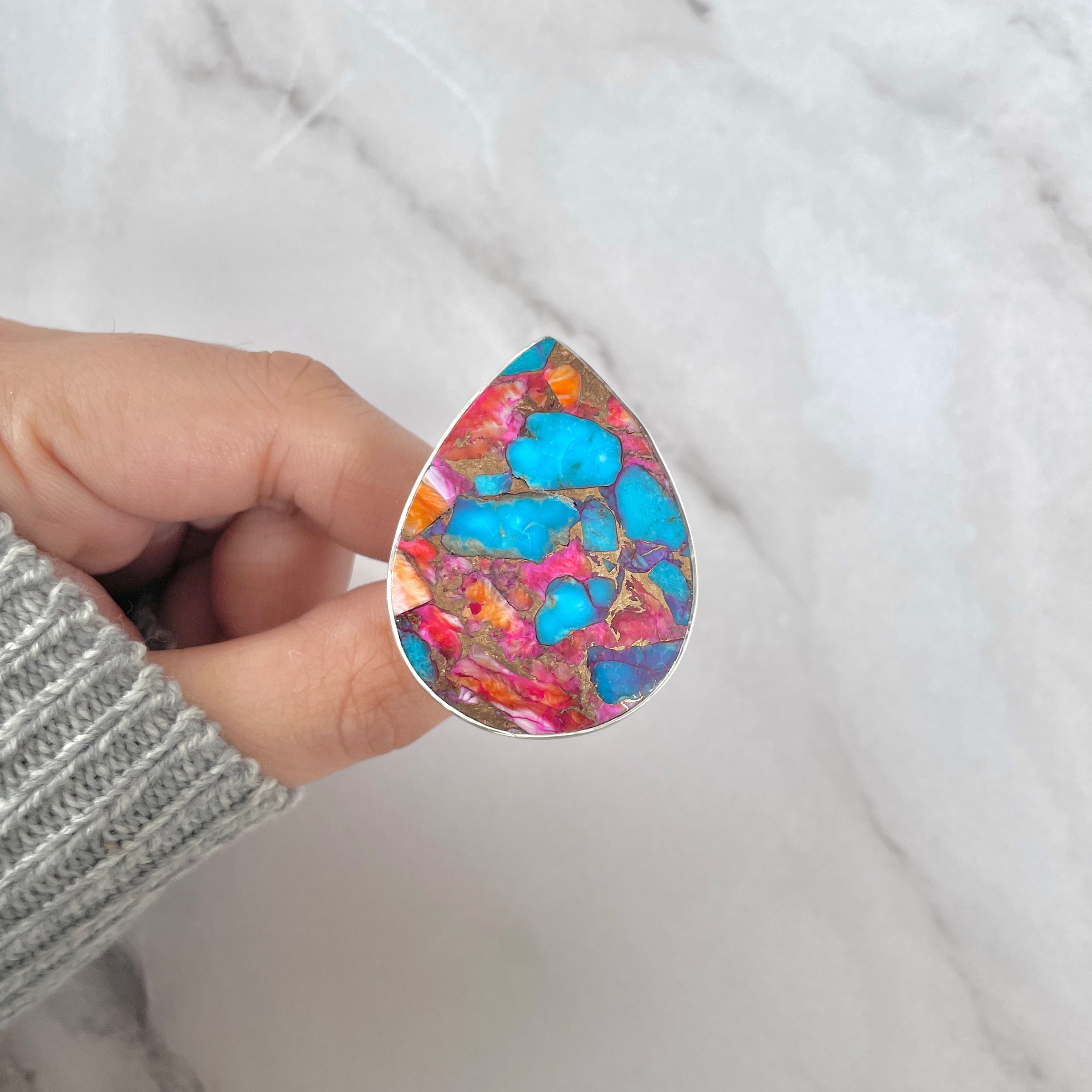 Spiny Oyster Turquoise Ring-(TRO-R-104.)