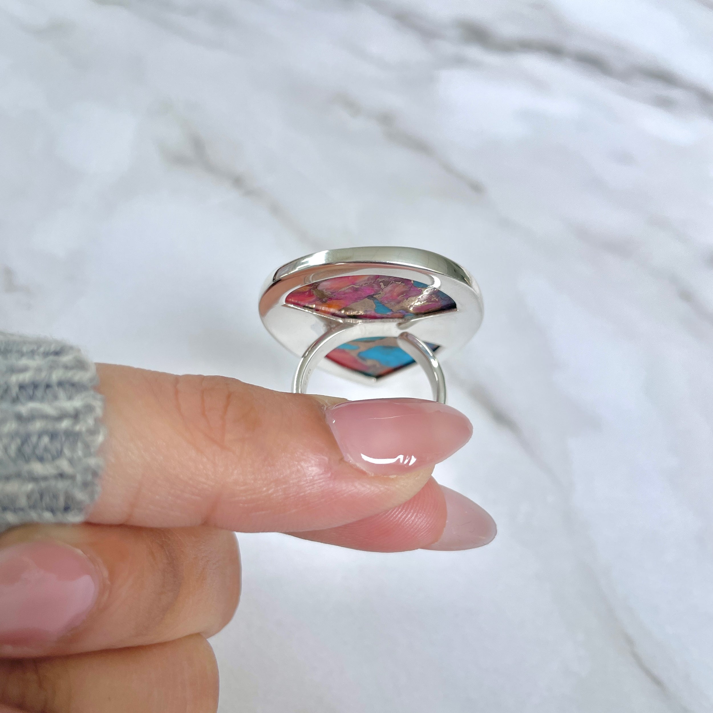 Spiny Oyster Turquoise Ring-(TRO-R-104.)