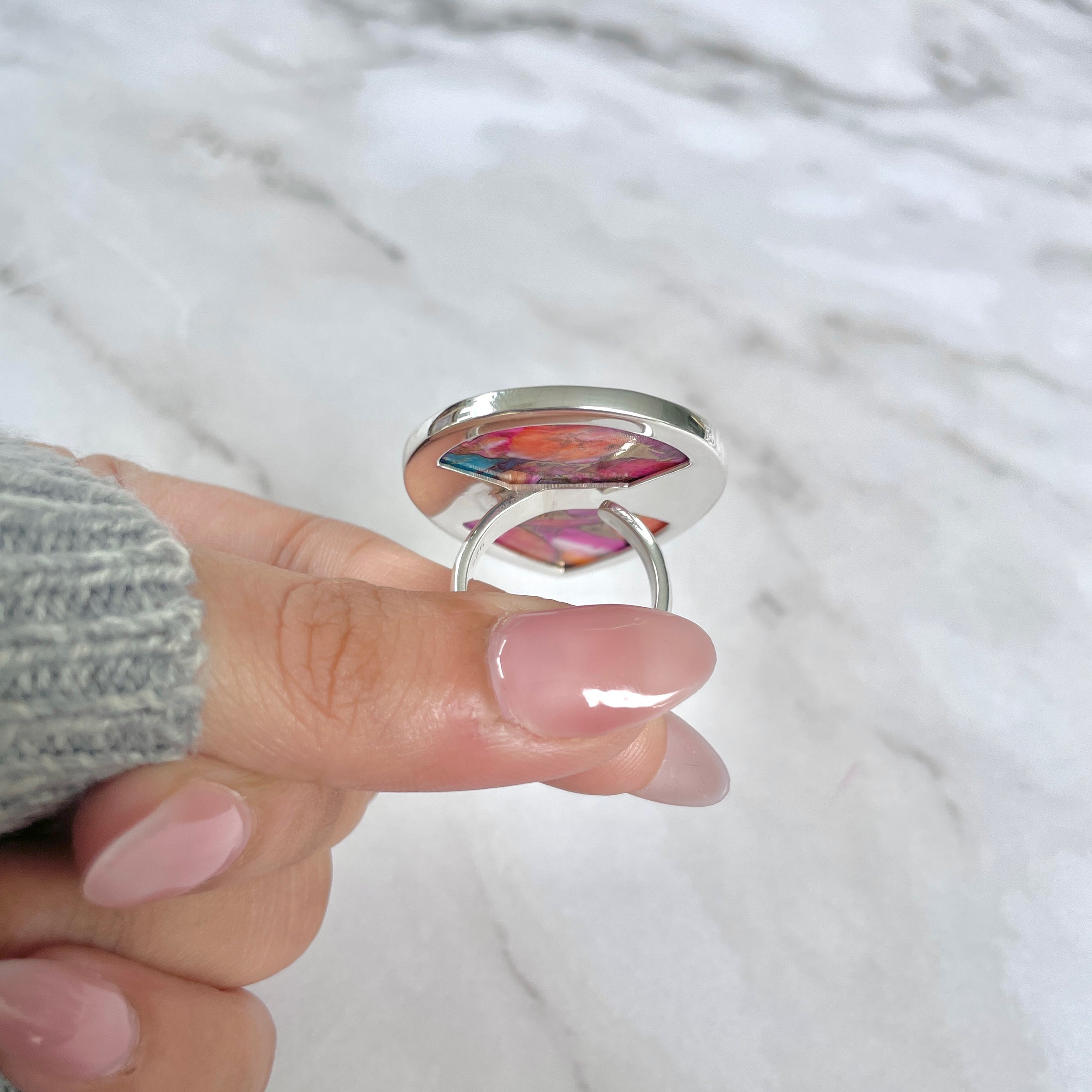 Spiny Oyster Turquoise Ring-(TRO-R-108.)