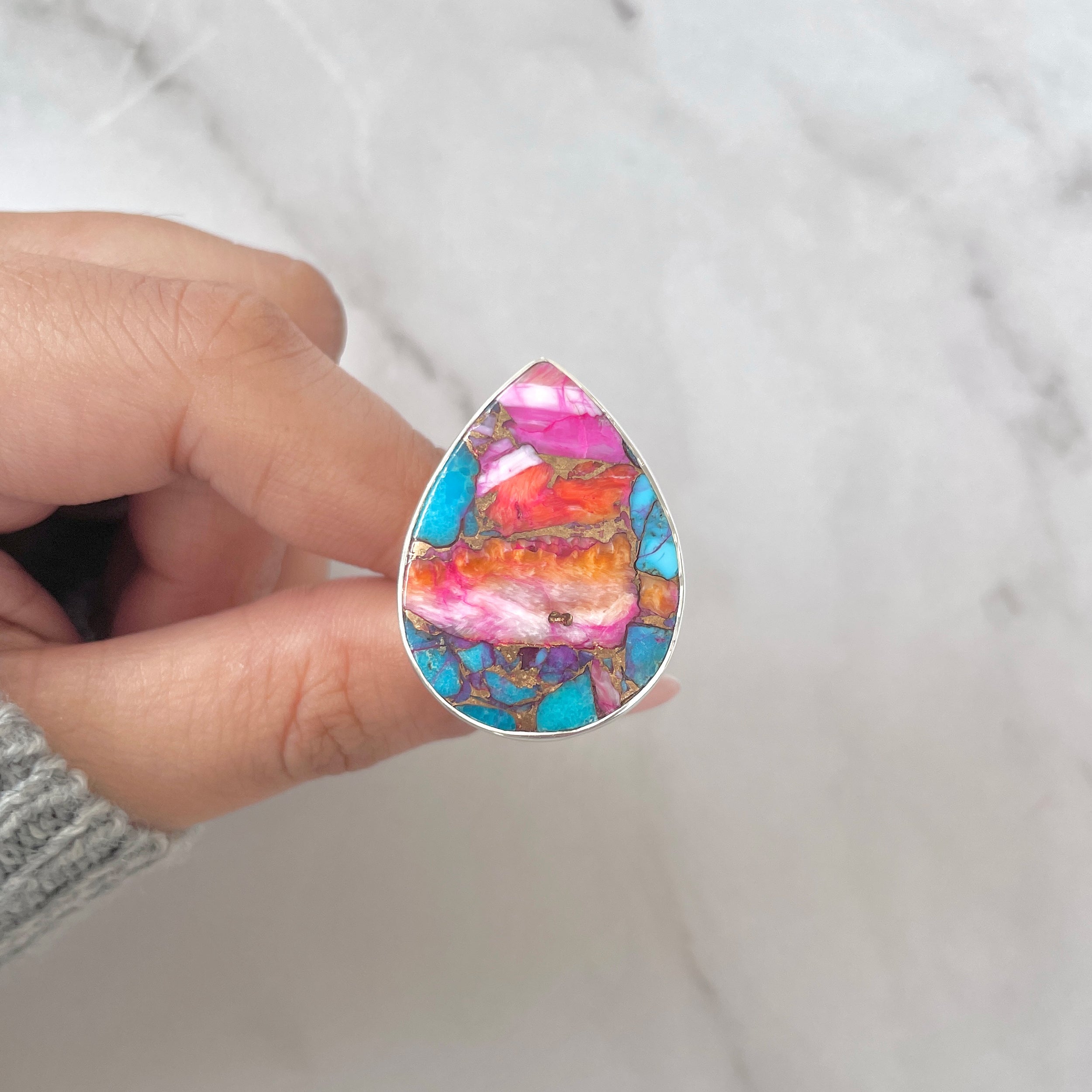 Spiny Oyster Turquoise Ring-(TRO-R-117.)