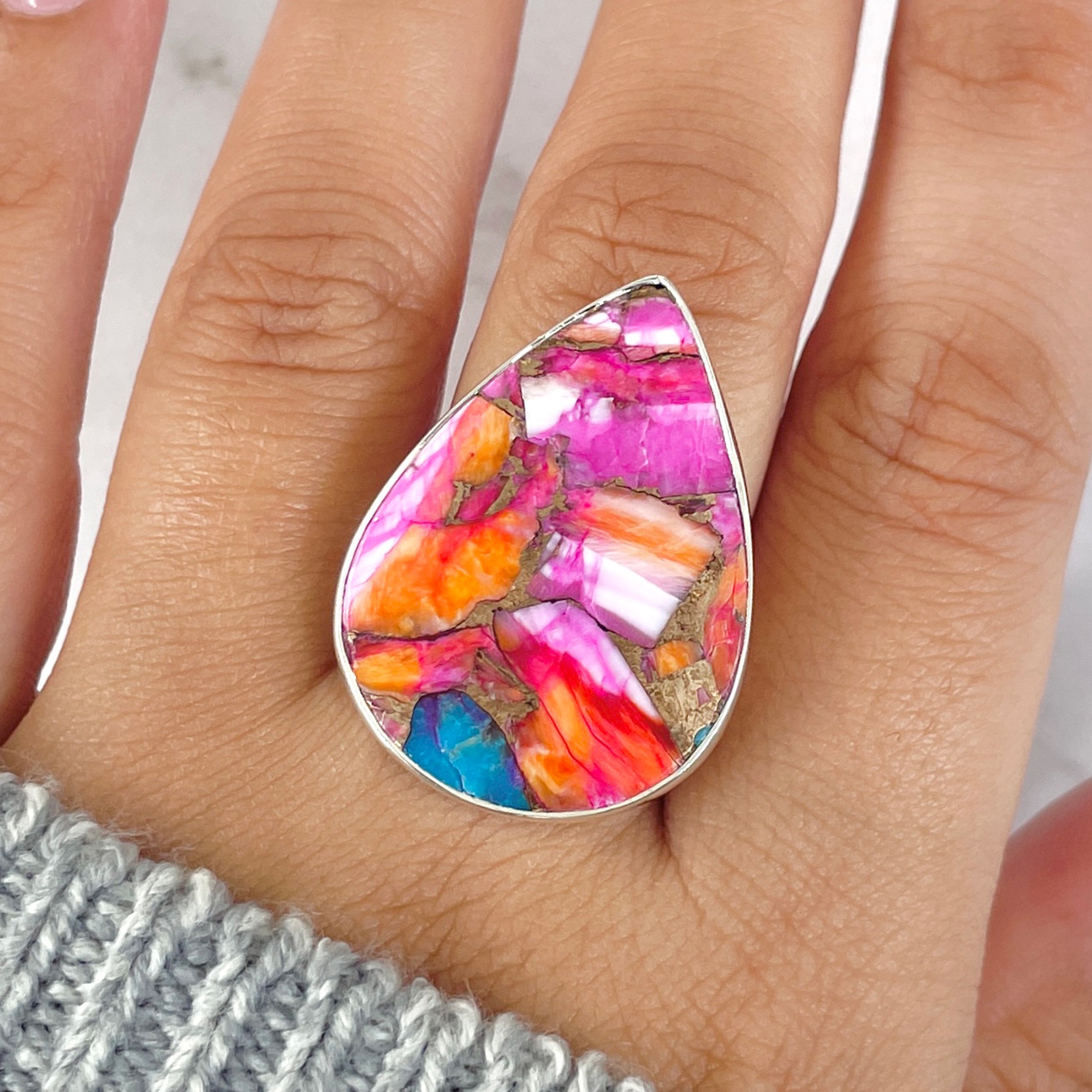 Spiny Oyster Turquoise Ring-(TRO-R-123.)