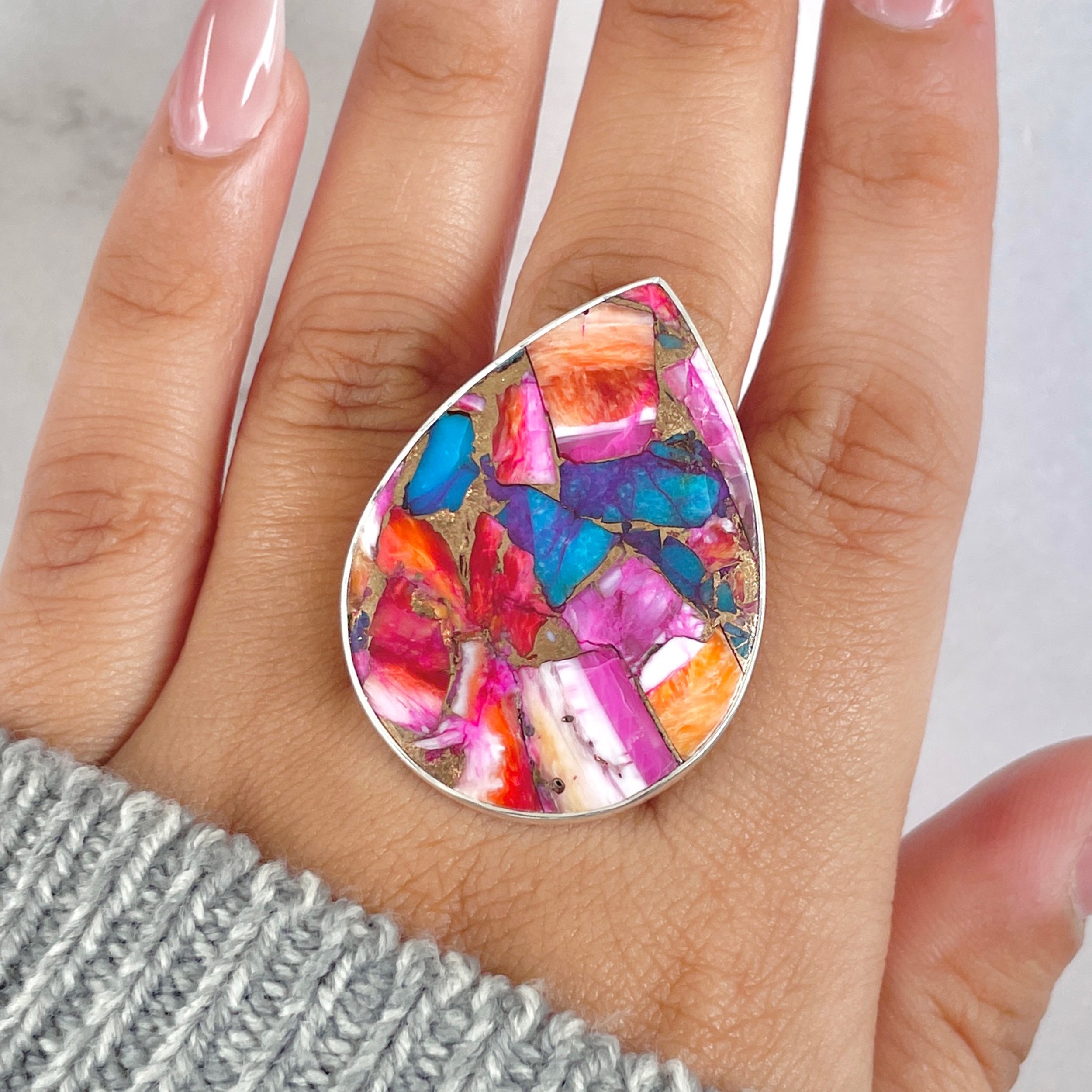 Spiny Oyster Turquoise Ring-(TRO-R-130.)