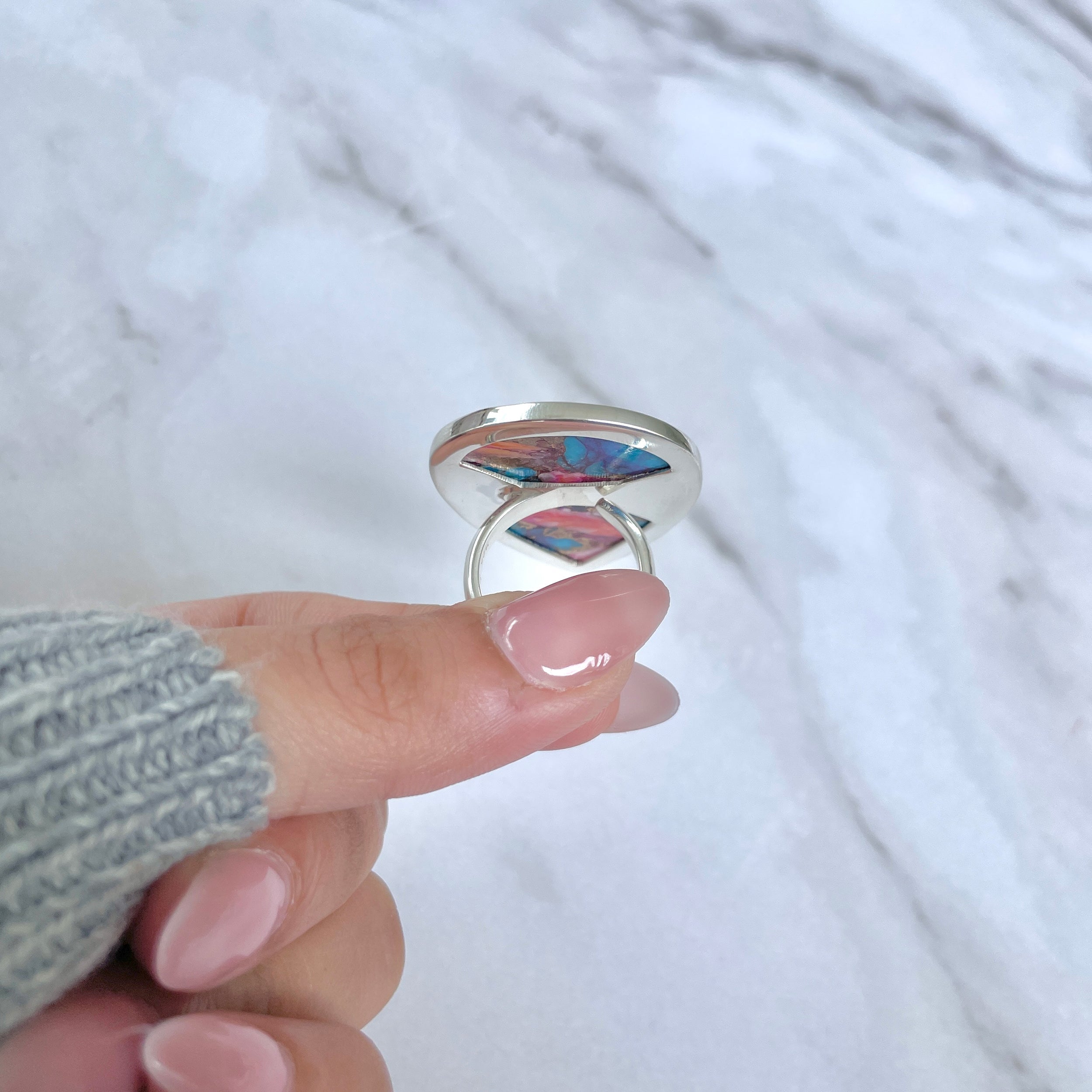 Spiny Oyster Turquoise Ring-(TRO-R-134.)