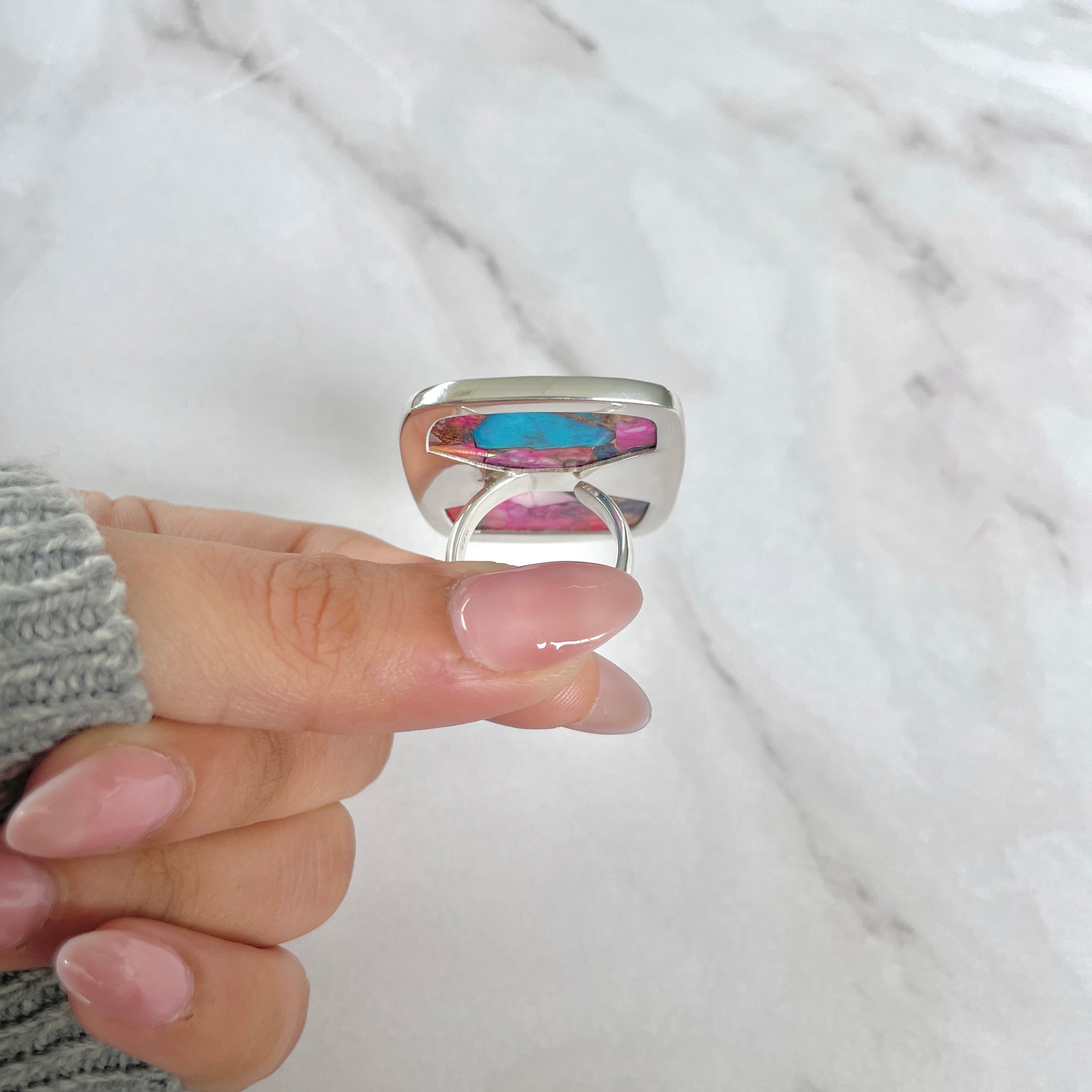 Spiny Oyster Turquoise Ring-(TRO-R-140.)