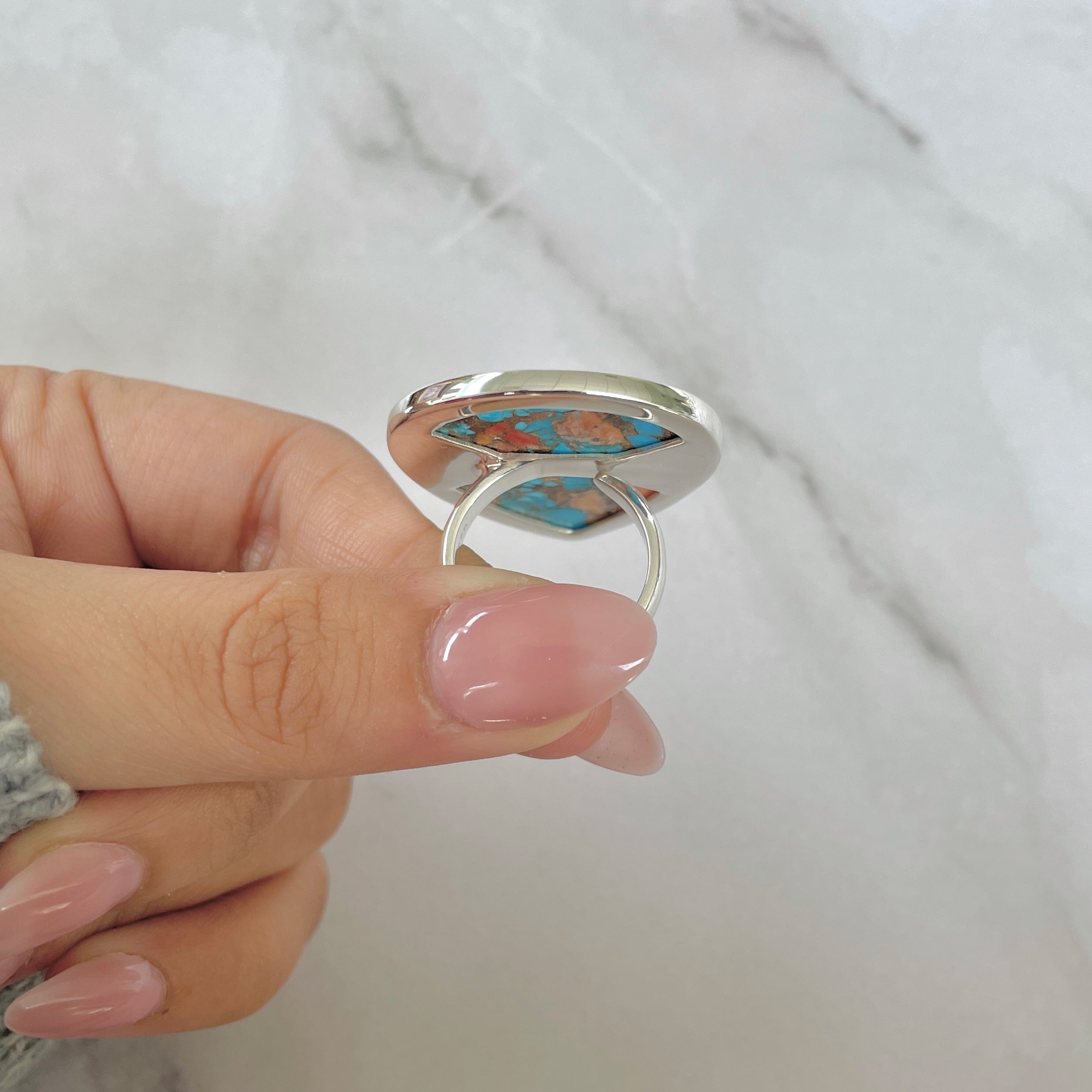 Spiny Oyster Turquoise Ring-(TRO-R-184.)