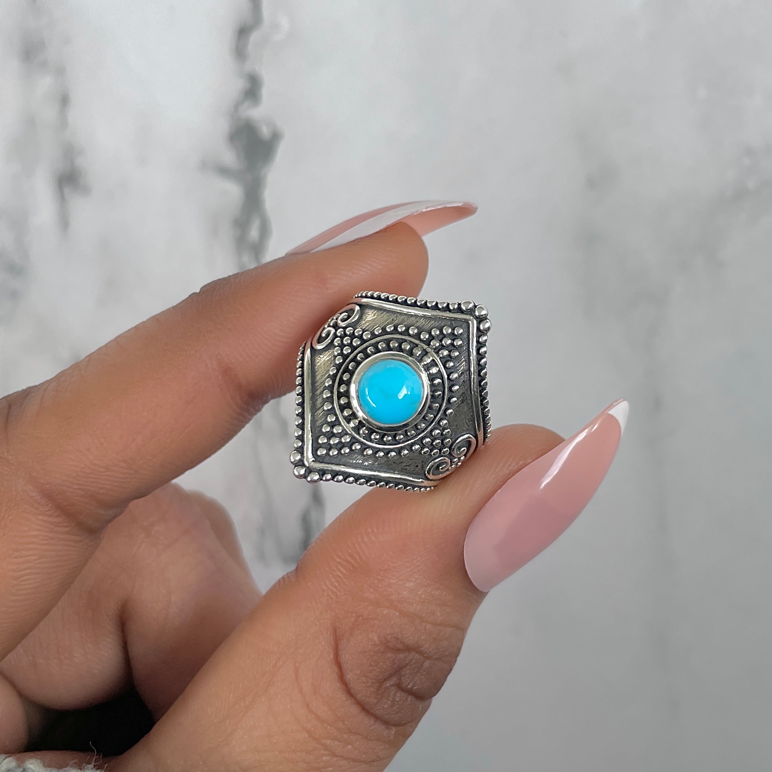Turquoise Ring-(TRQ-RDR-1083.)