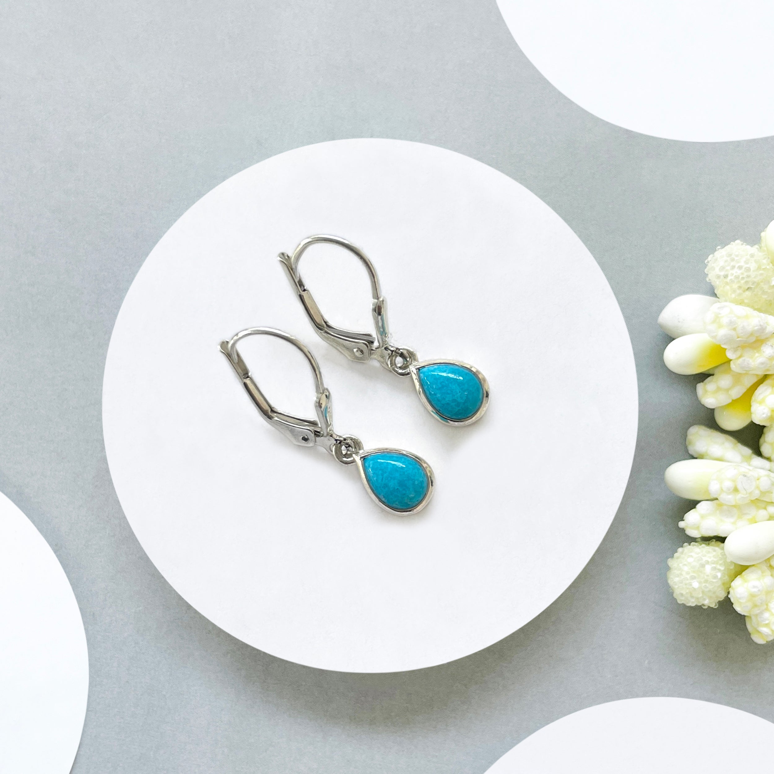 Turquoise Leverback Earring-(TRQ-SE-1109.)