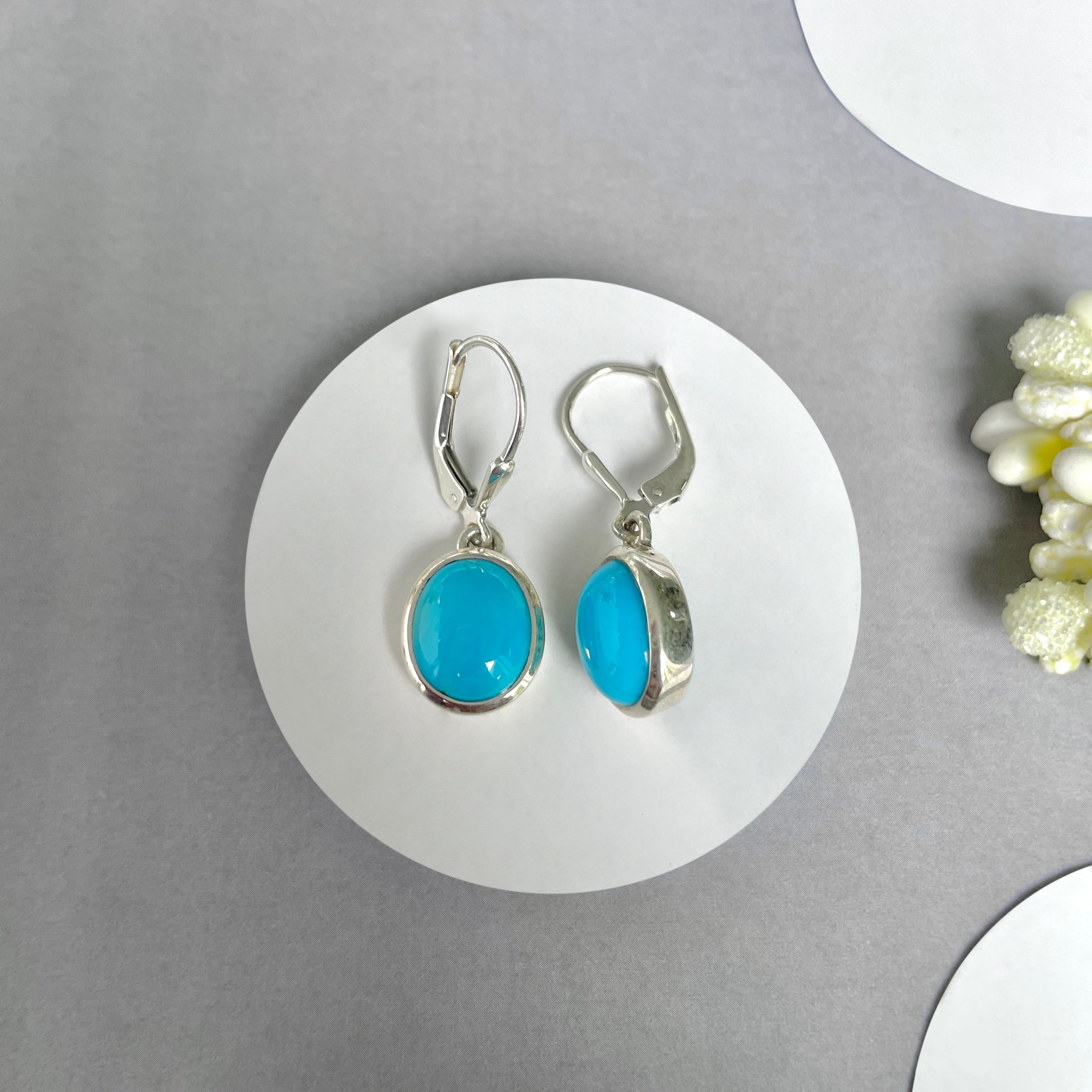 Turquoise Leverback Earrings-(TRQ-SE-1116.)