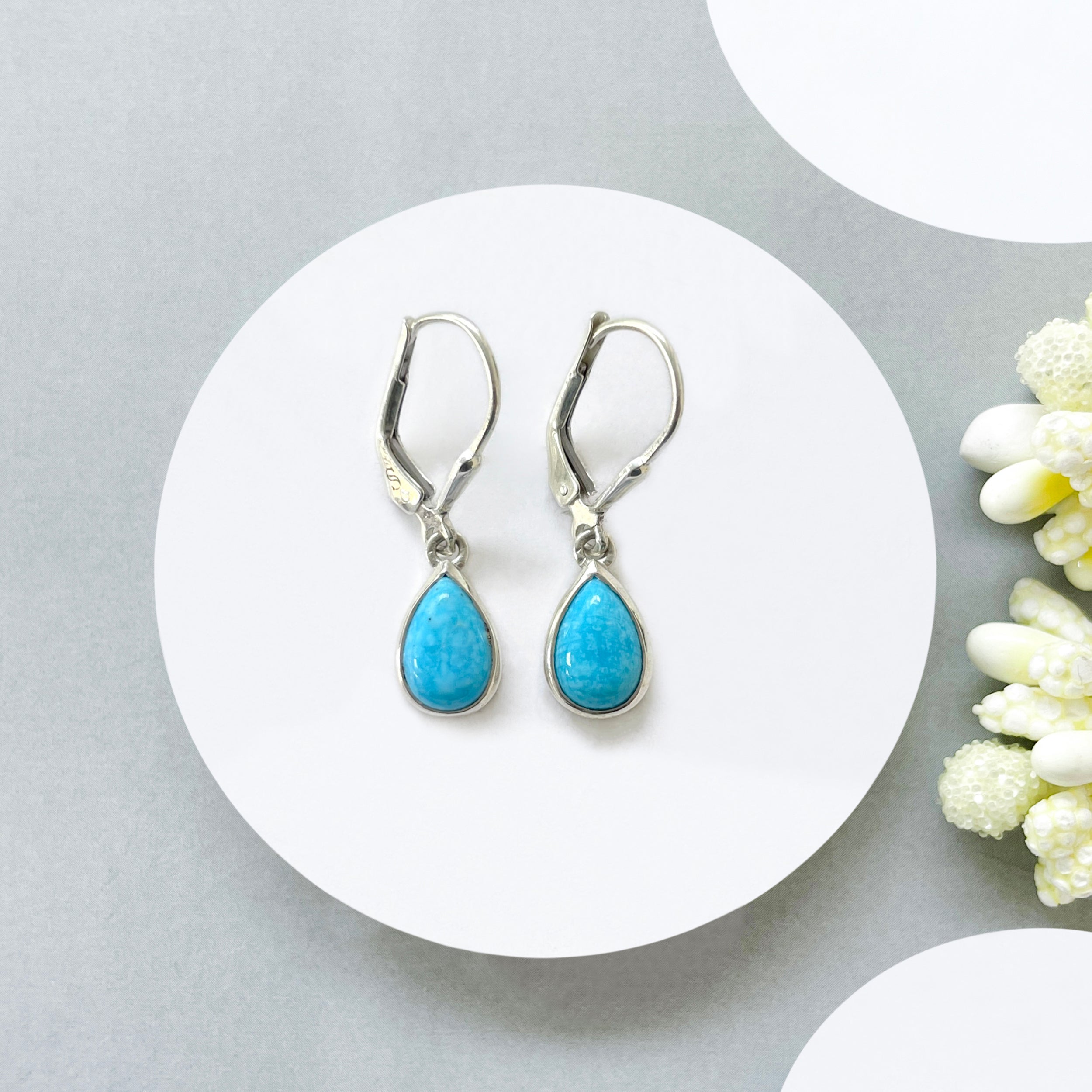 Turquoise Leverback Earring-(TRQ-SE-1117.)