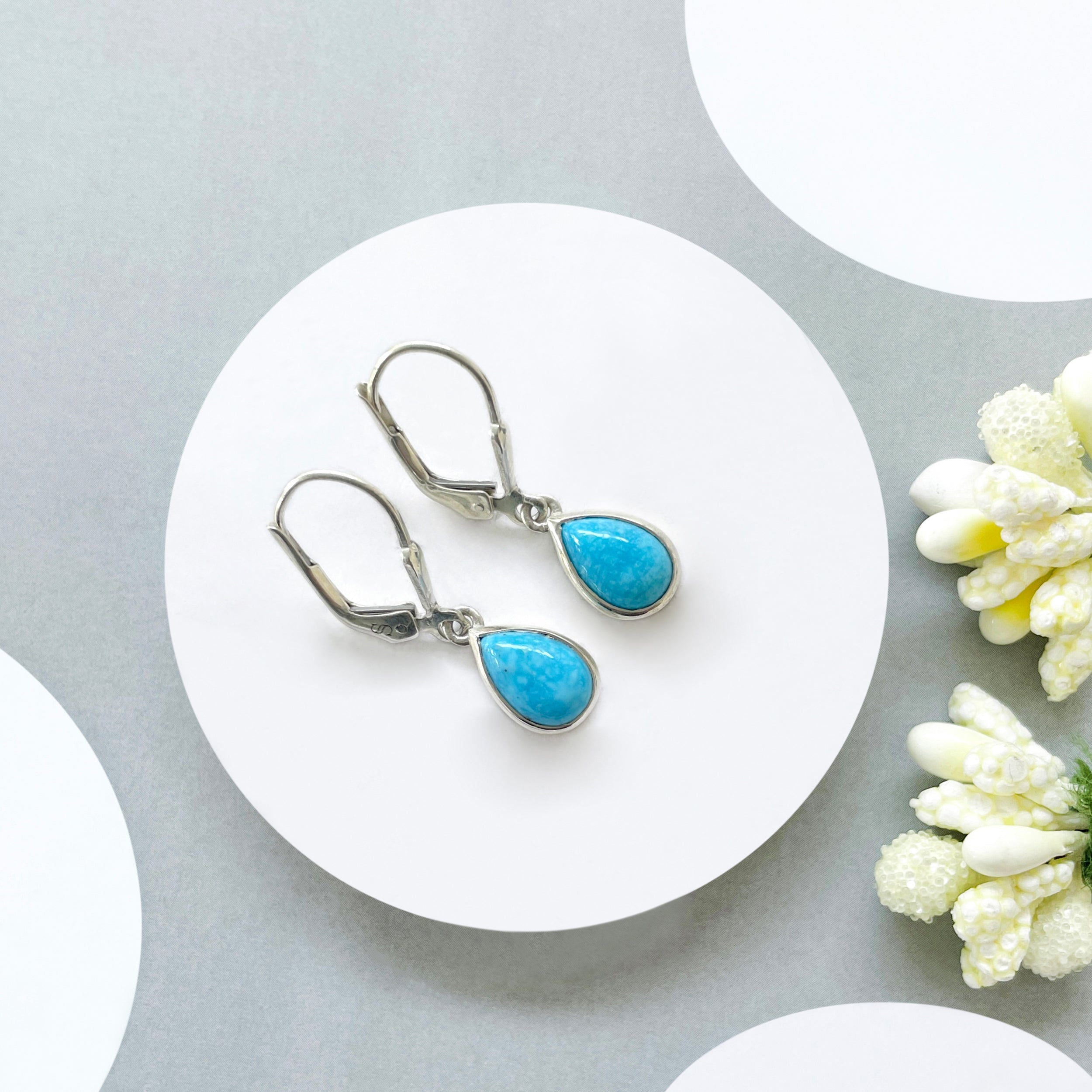 Turquoise Leverback Earring-(TRQ-SE-1117.)