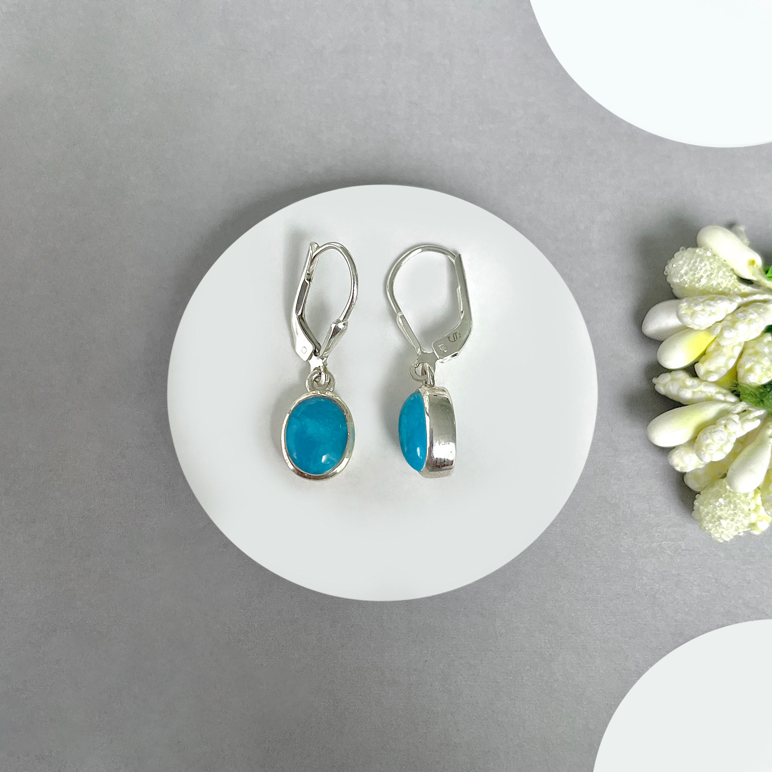 Turquoise Leverback Earrings-(TRQ-SE-1232.)