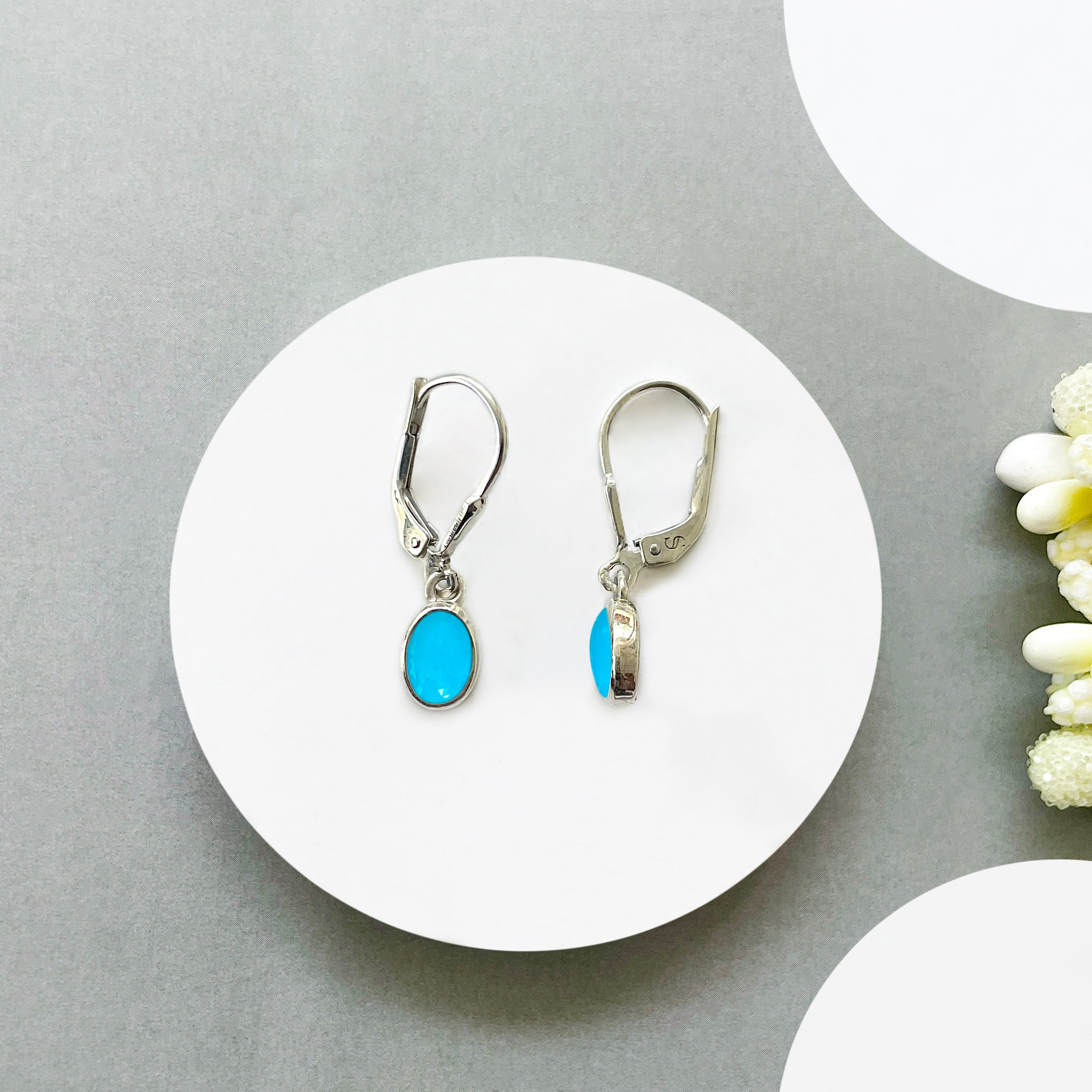 Turquoise Leverback Earring-(TRQ-SE-1285.)