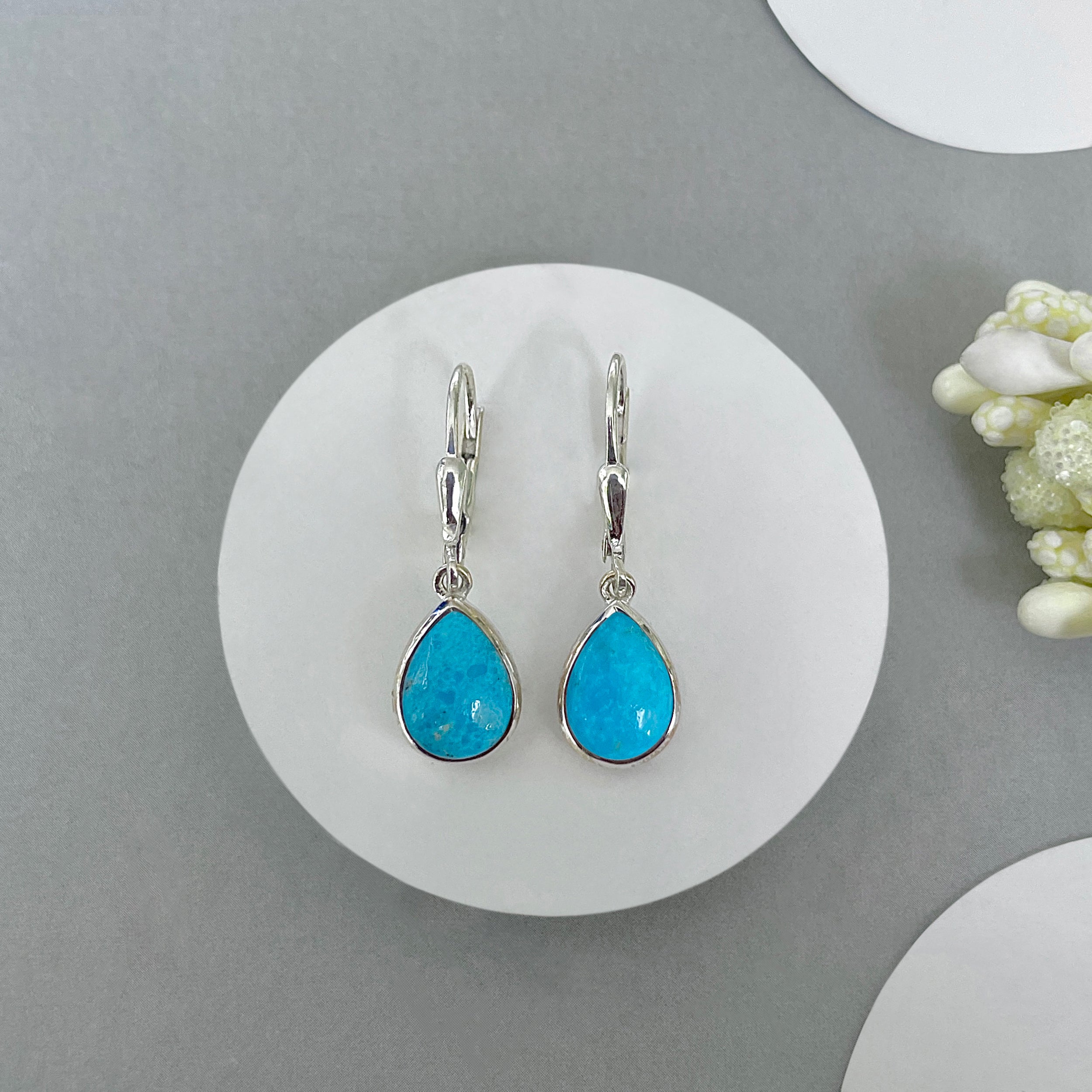 Turquoise Leverback Earring-(TRQ-SE-558.)