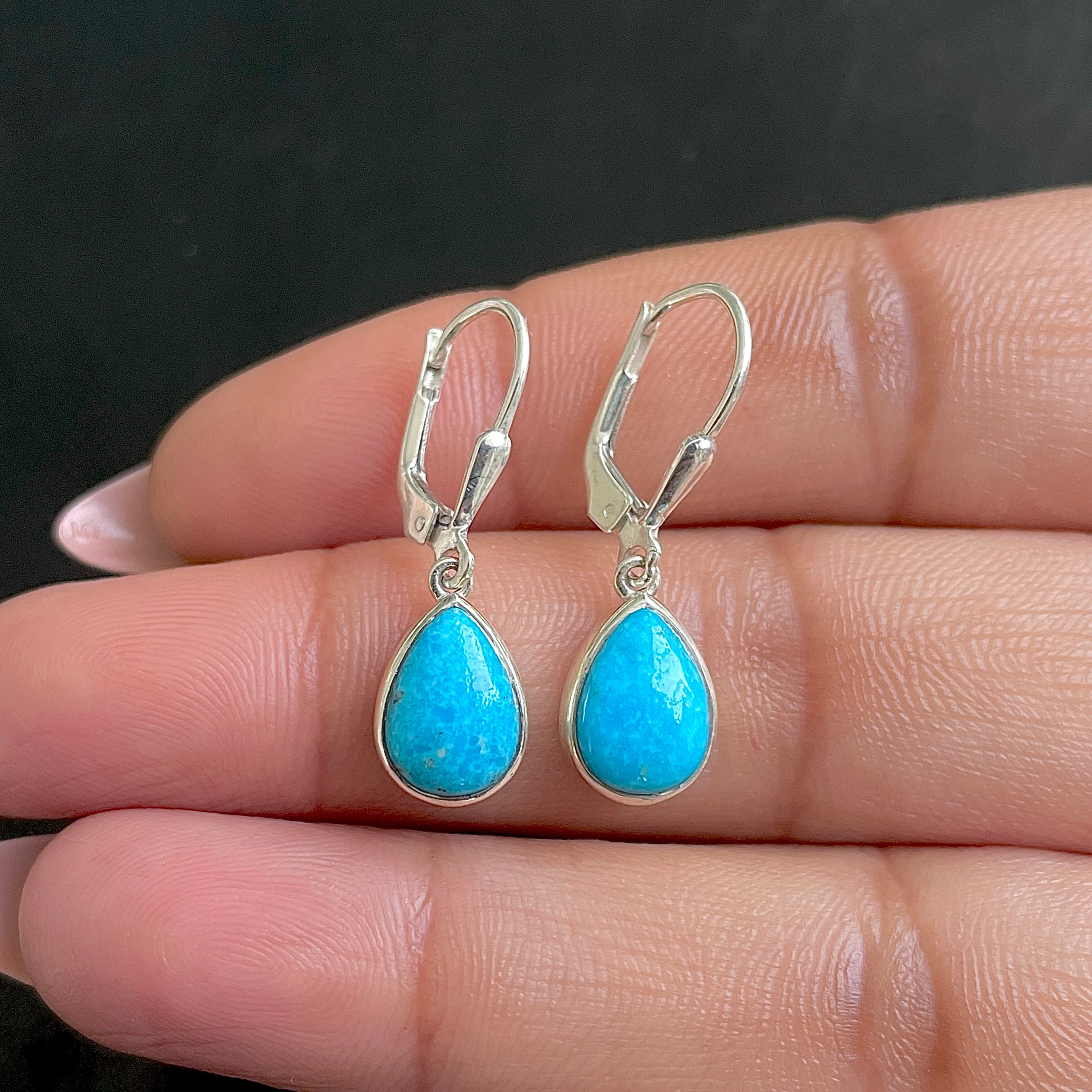 Turquoise Leverback Earring-(TRQ-SE-558.)