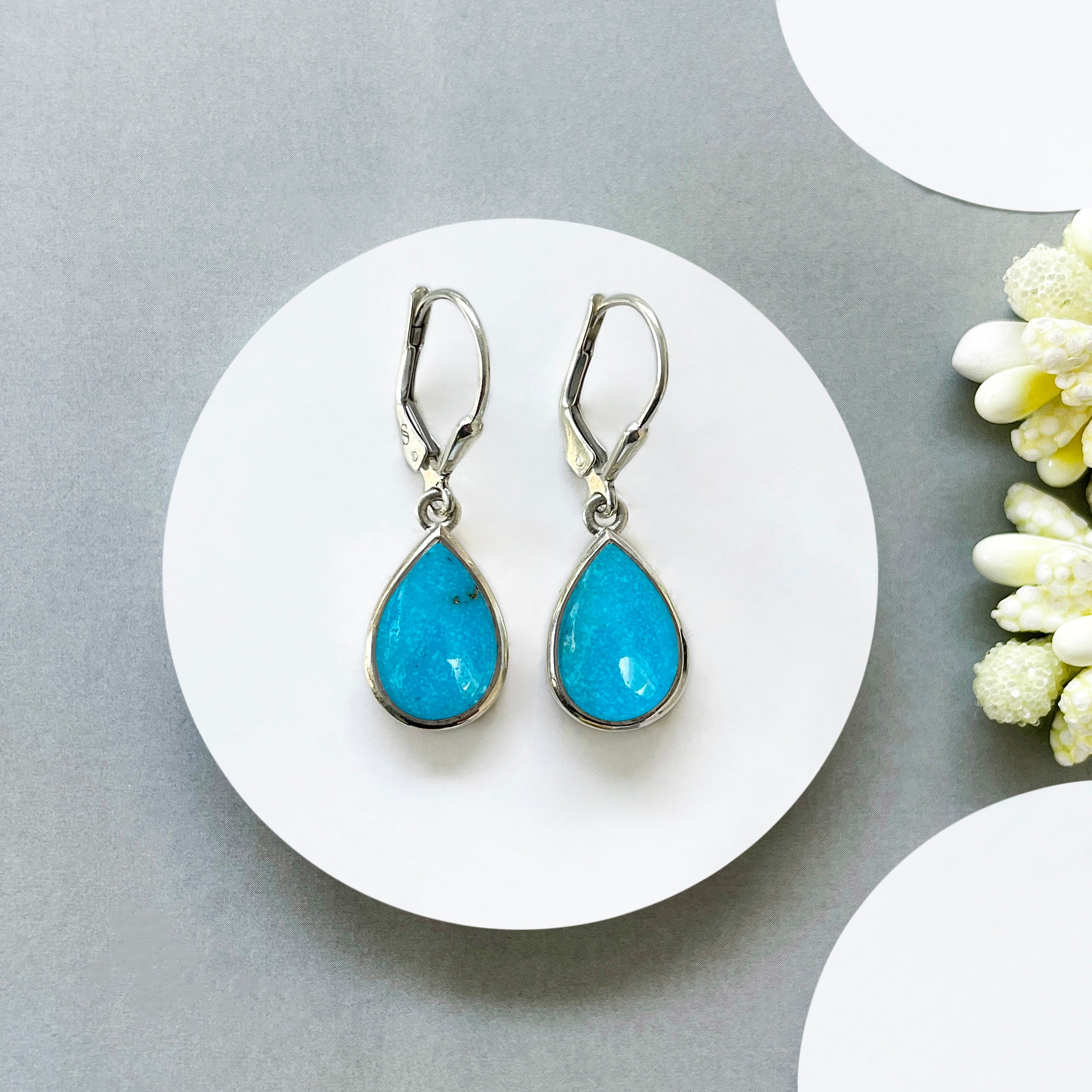 Turquoise Leverback Earring-(TRQ-SE-729.)