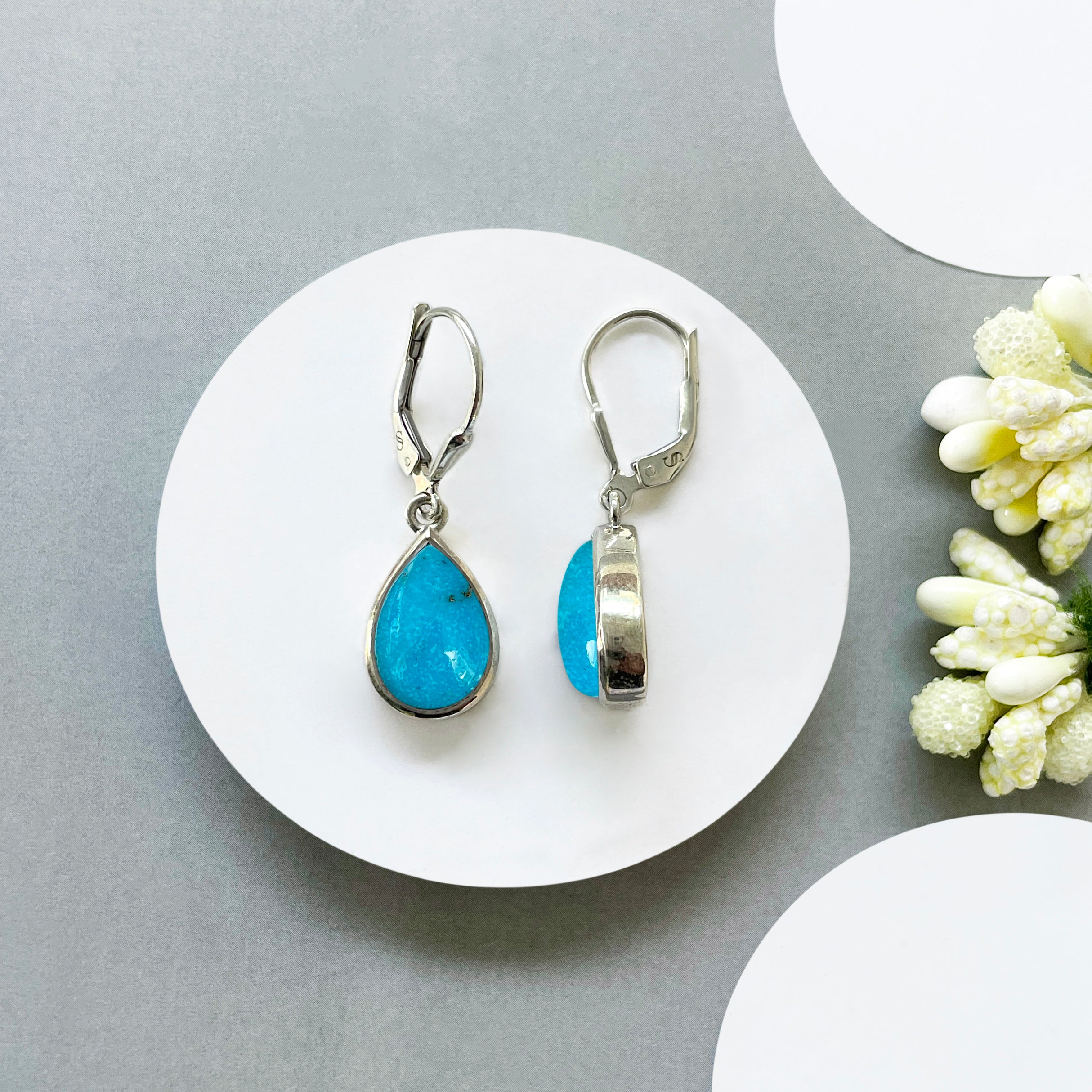 Turquoise Leverback Earring-(TRQ-SE-729.)