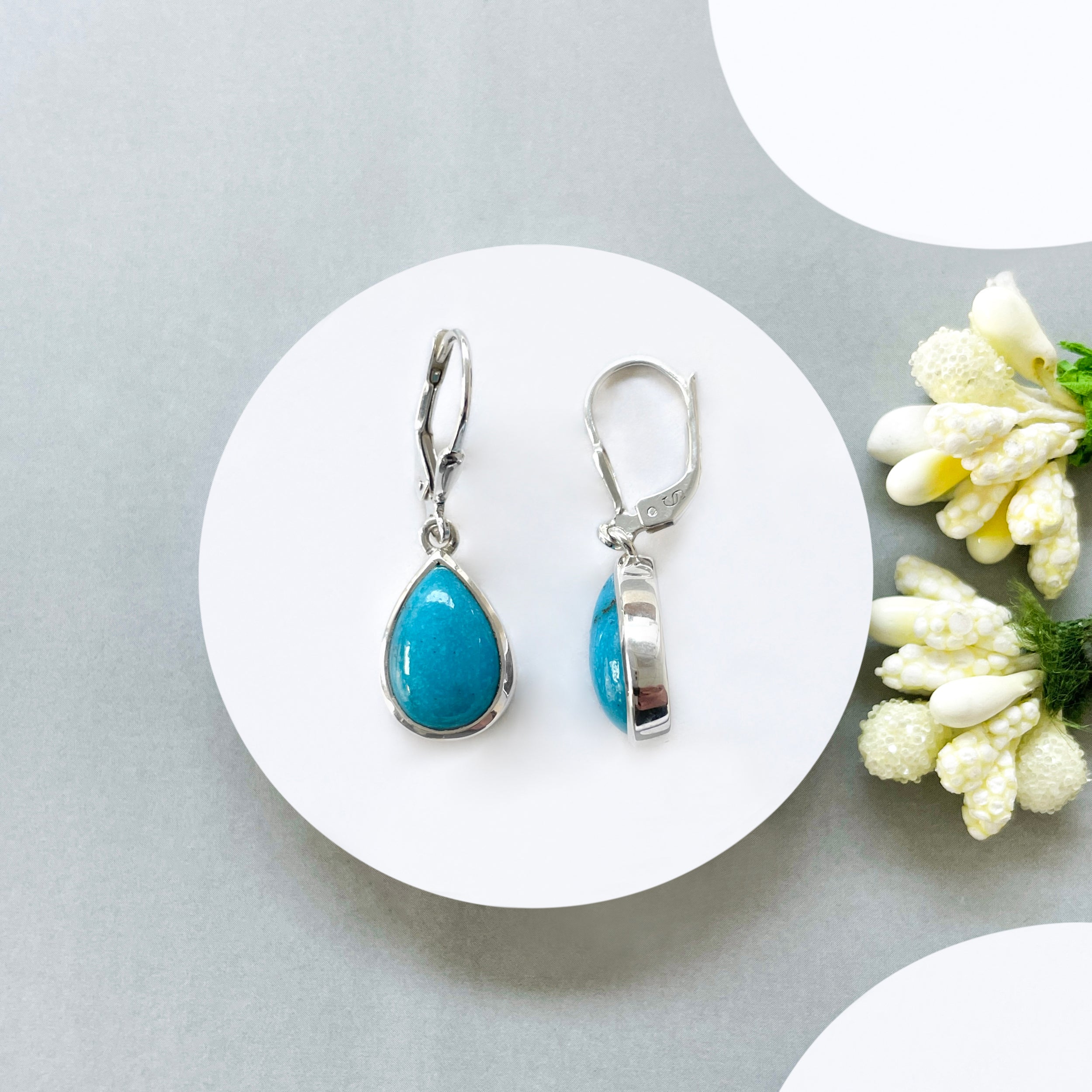 Turquoise Leverback Earring-(TRQ-SE-729.)