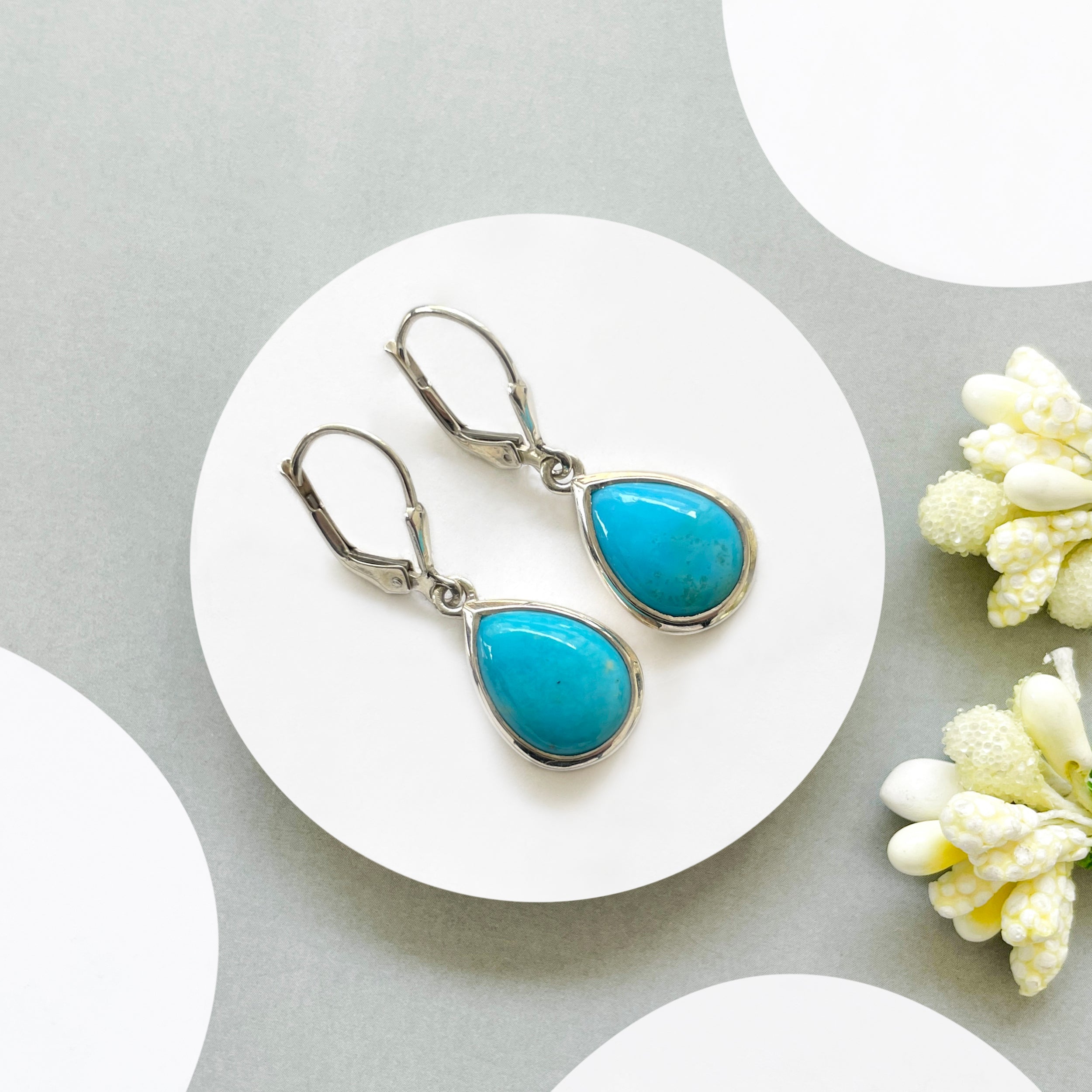 Turquoise Leverback Earring-(TRQ-SE-731.)