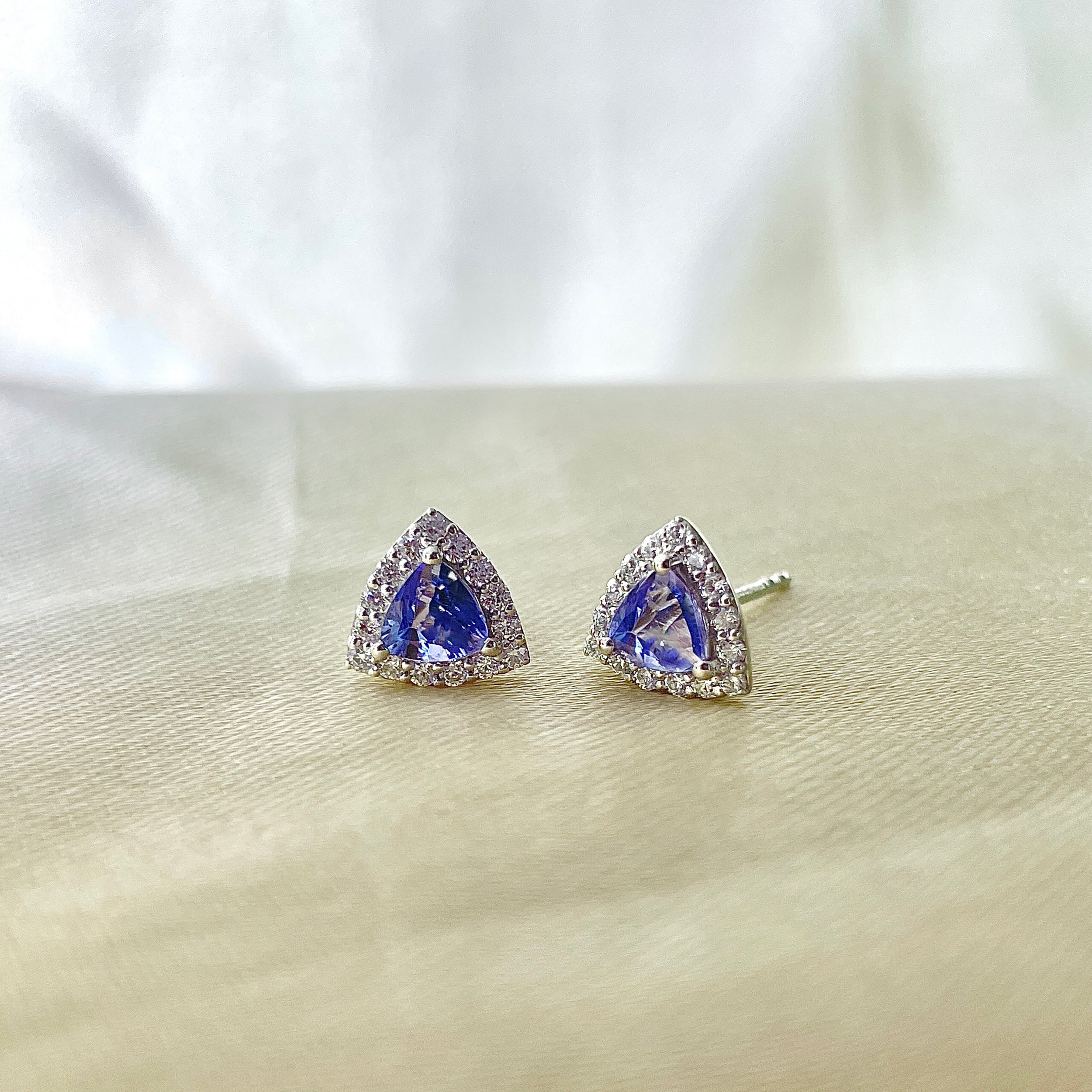Tanzanite Earring-(TZN-RDE-950.)