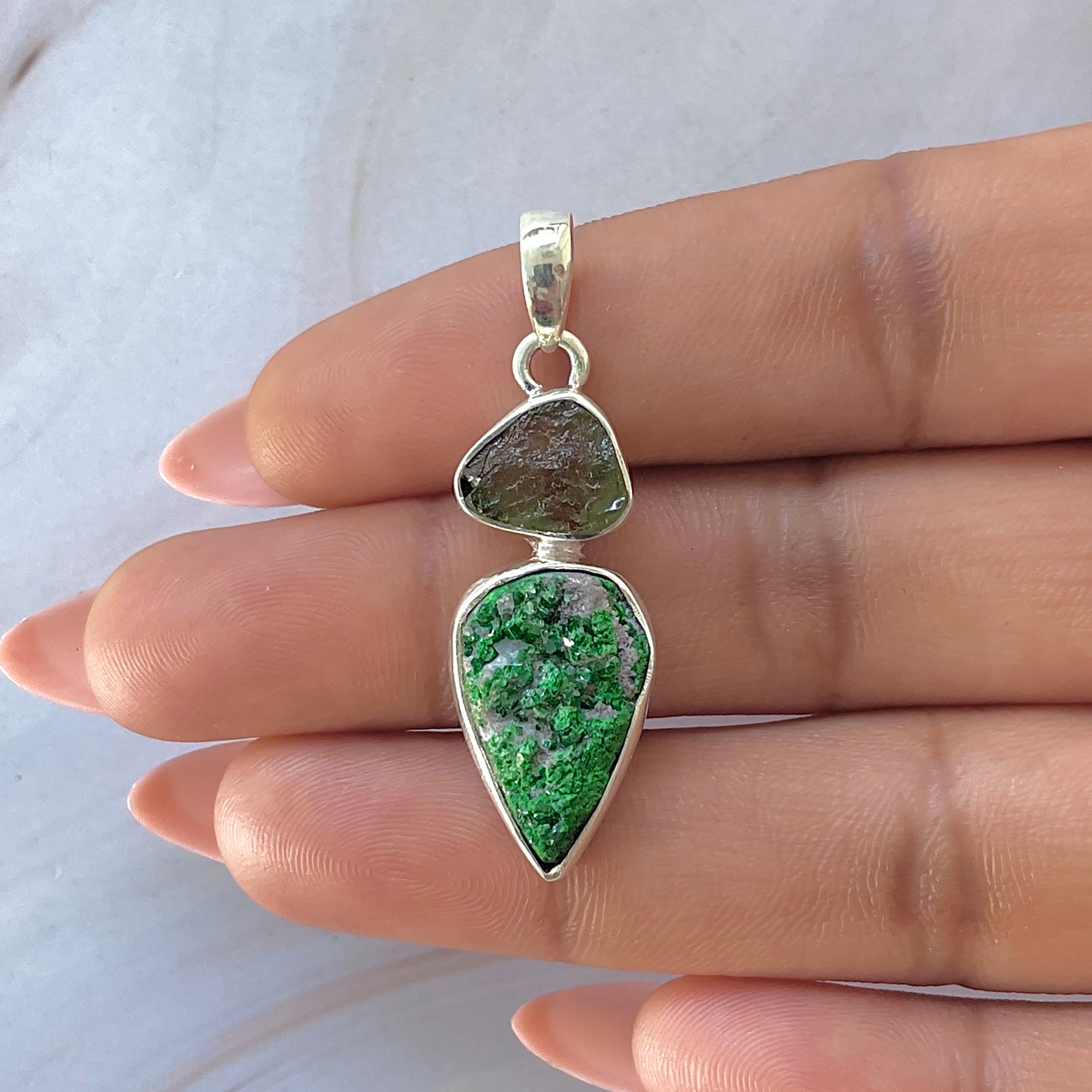 Uvarovite Pendant-(UVR-P-103.)