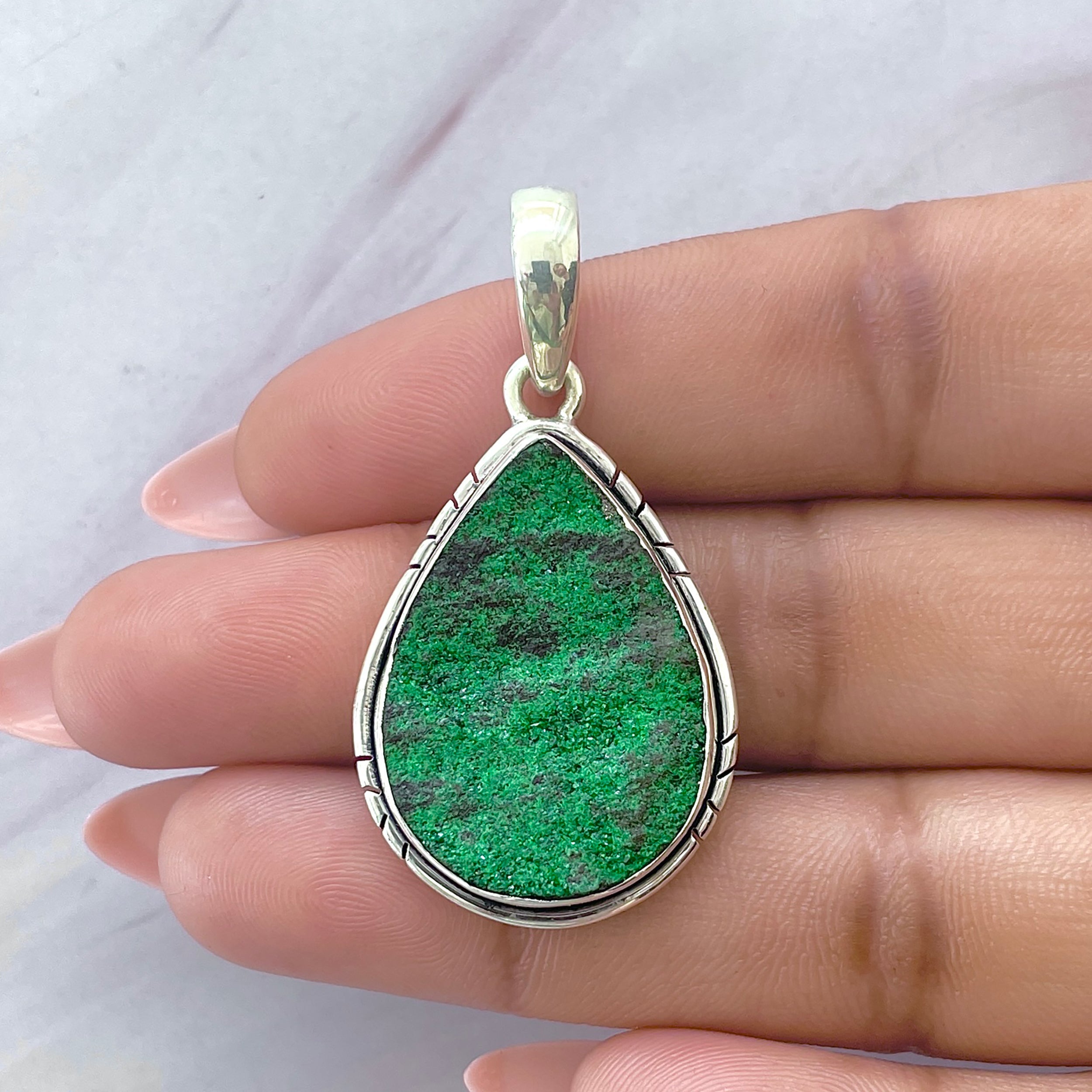 Uvarovite Pendant-(UVR-P-108.)