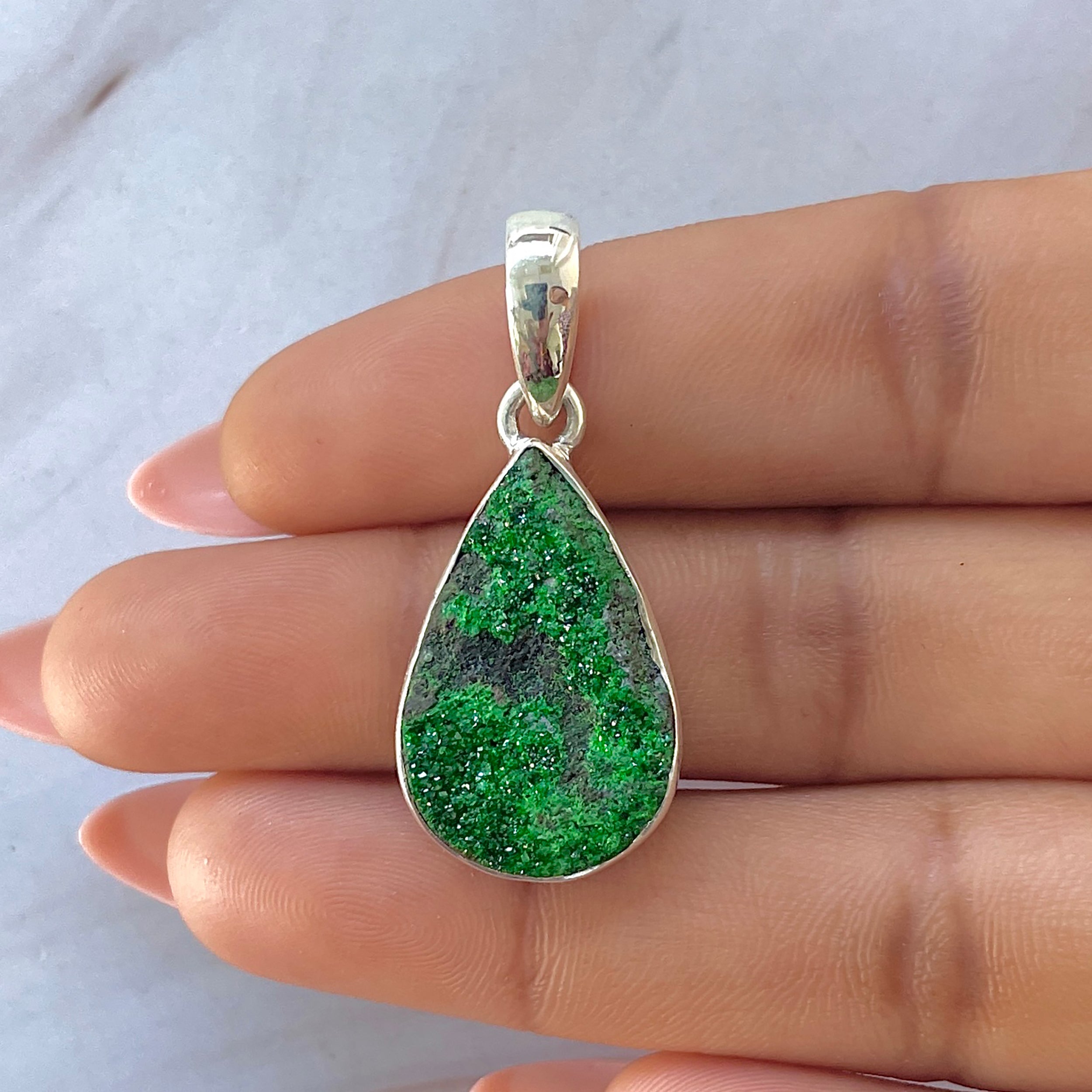 Uvarovite Pendant-(UVR-P-112.)