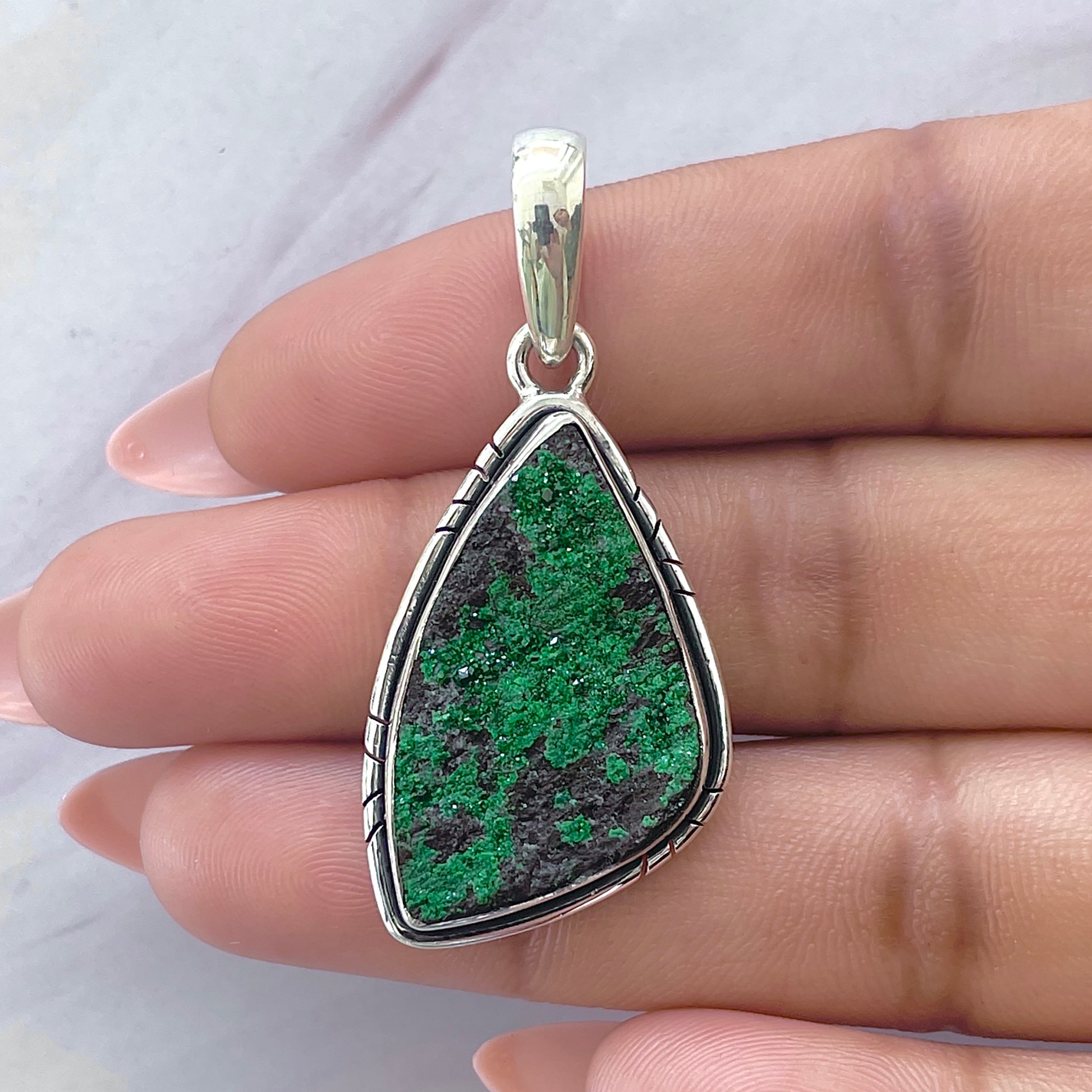 Uvarovite Pendant-(UVR-P-115.)