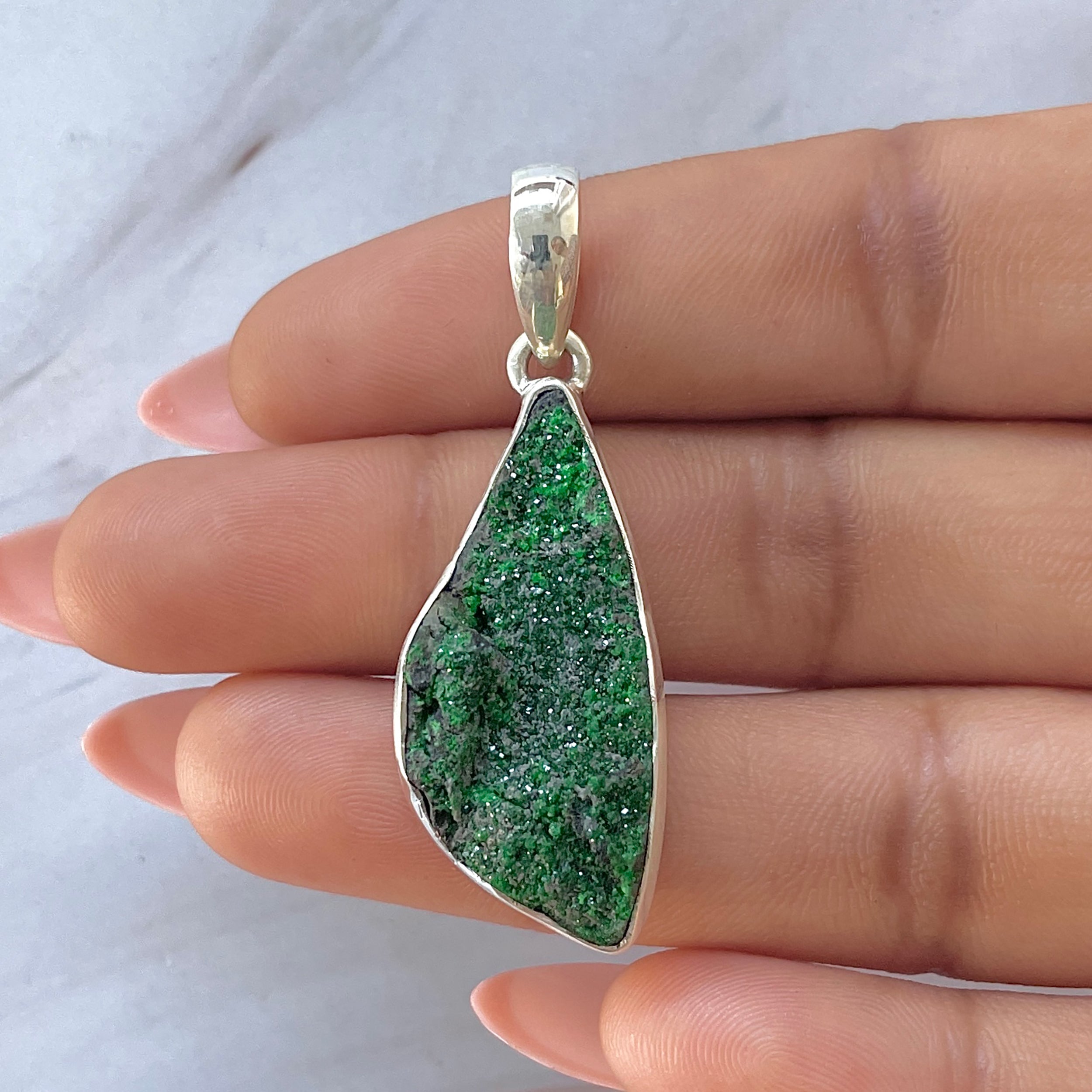 Uvarovite Pendant-(UVR-P-116.)