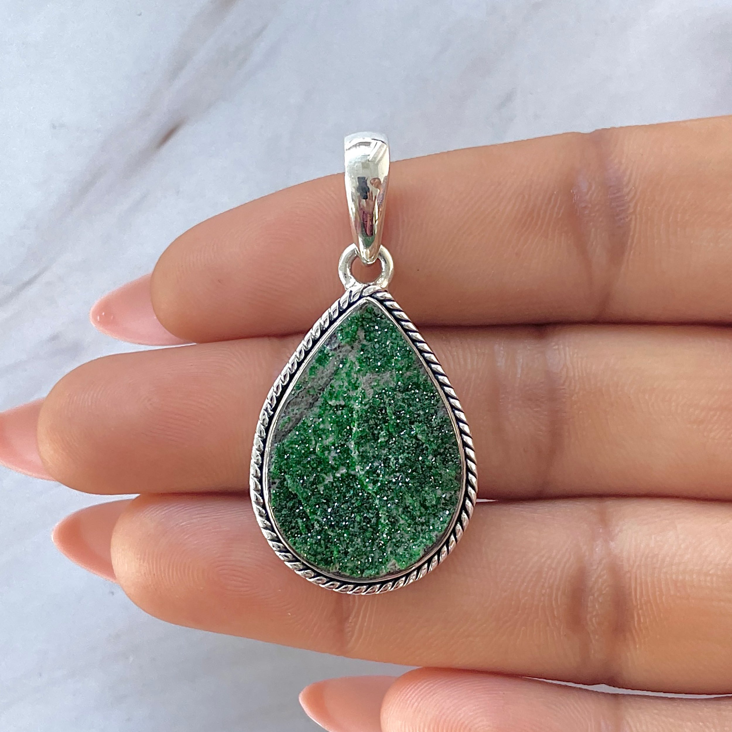 Uvarovite Pendant-(UVR-P-121.)