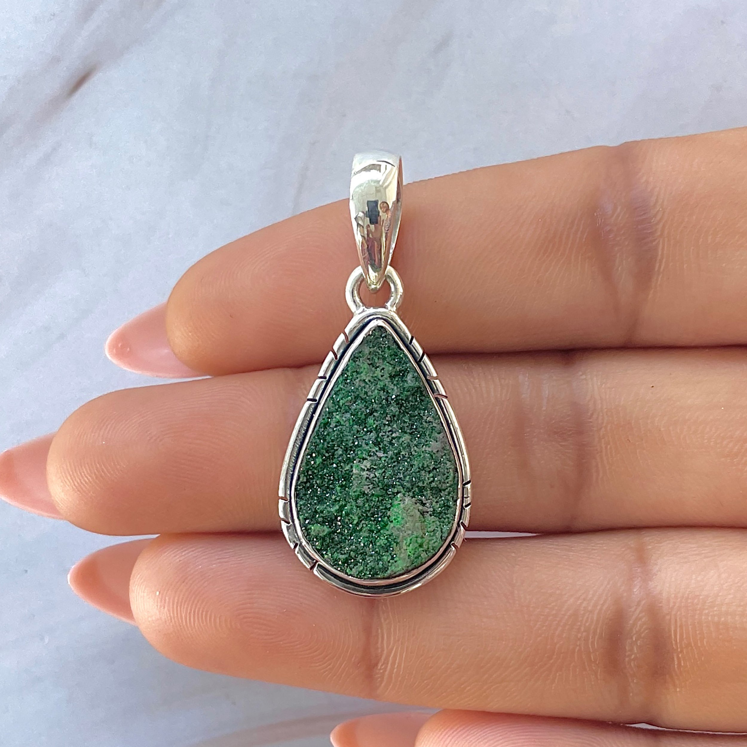 Uvarovite Pendant-(UVR-P-122.)