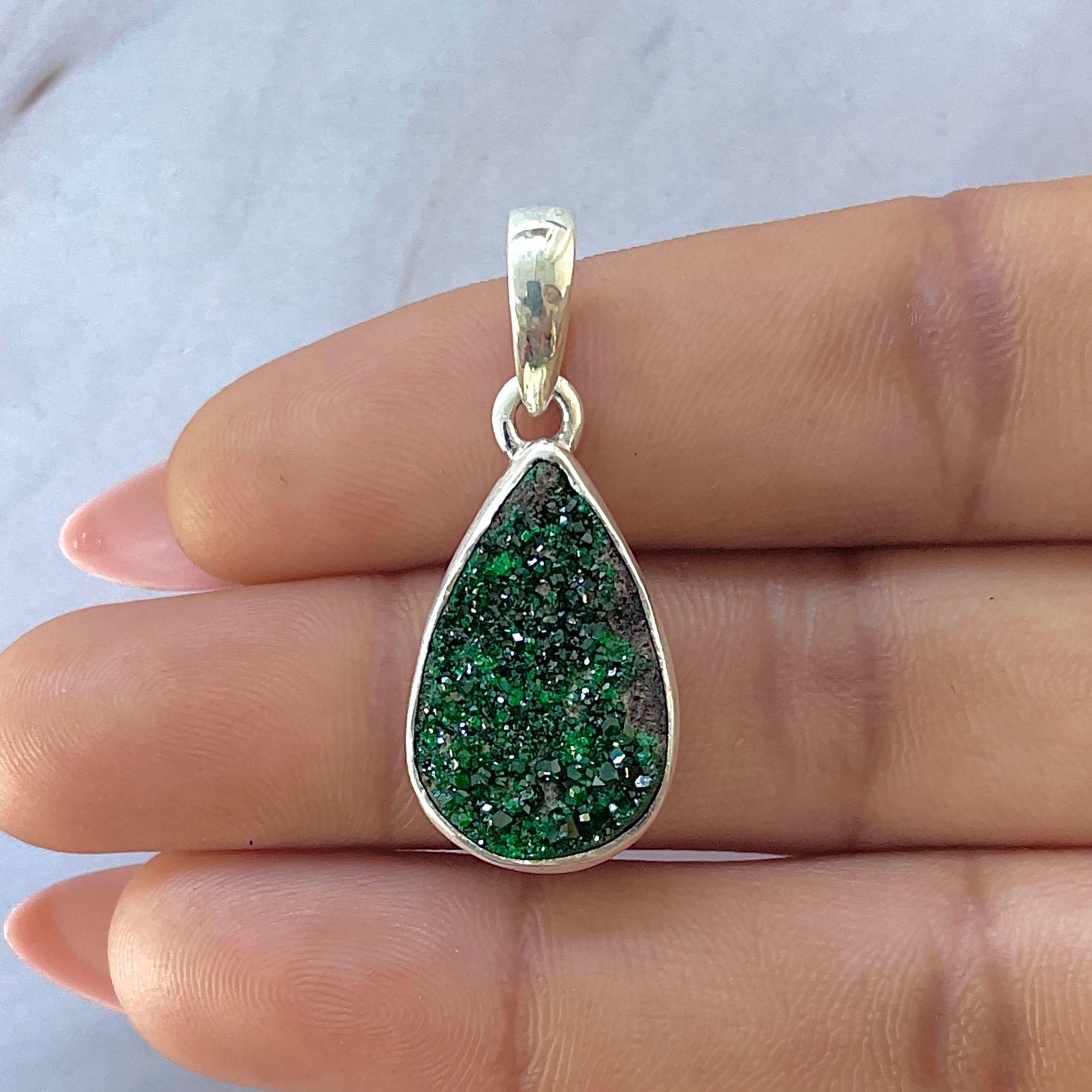 Uvarovite Pendant-(UVR-P-124.)