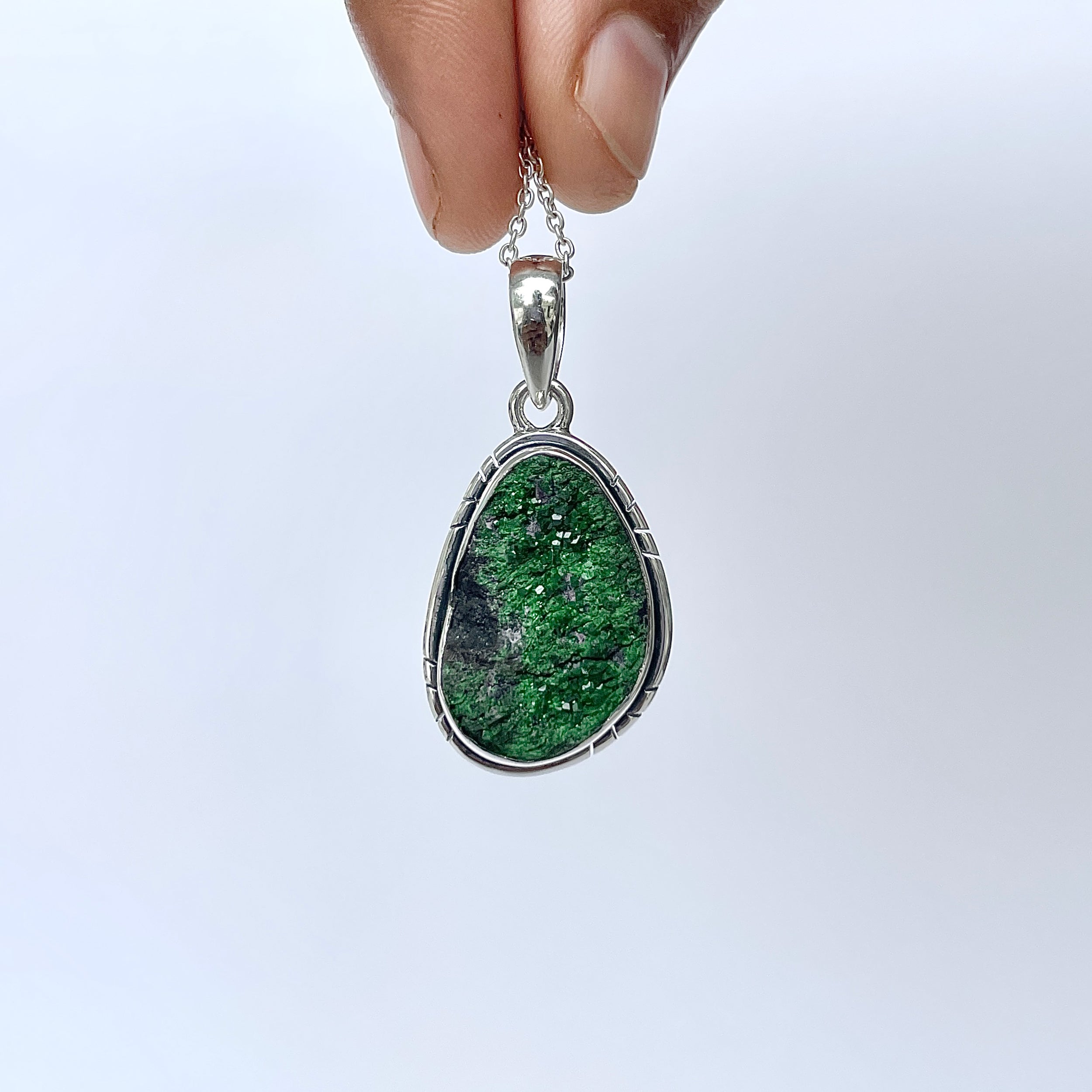 Uvarovite Pendant-(UVR-P-126.)