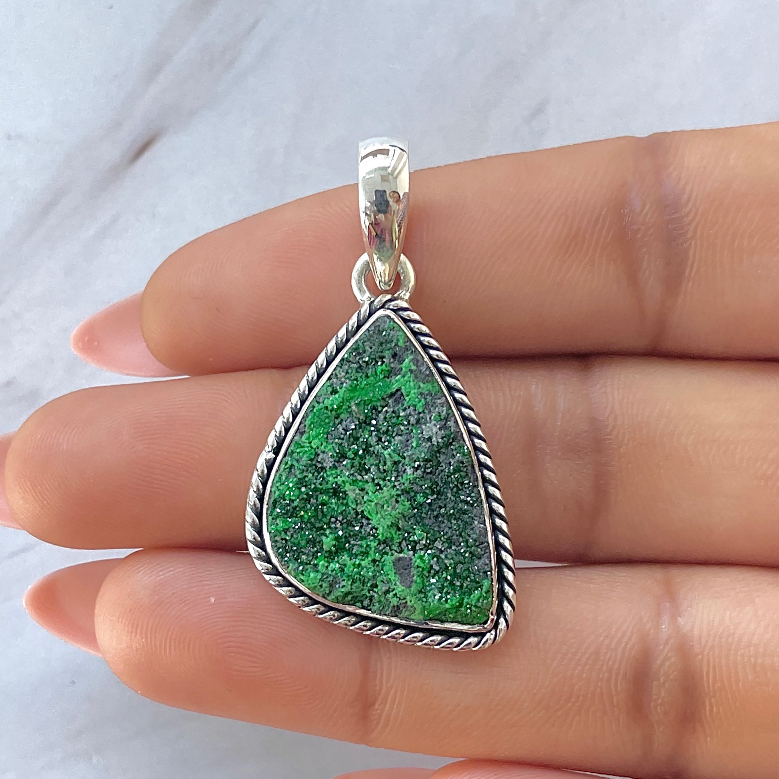 Uvarovite Pendant-(UVR-P-128.)