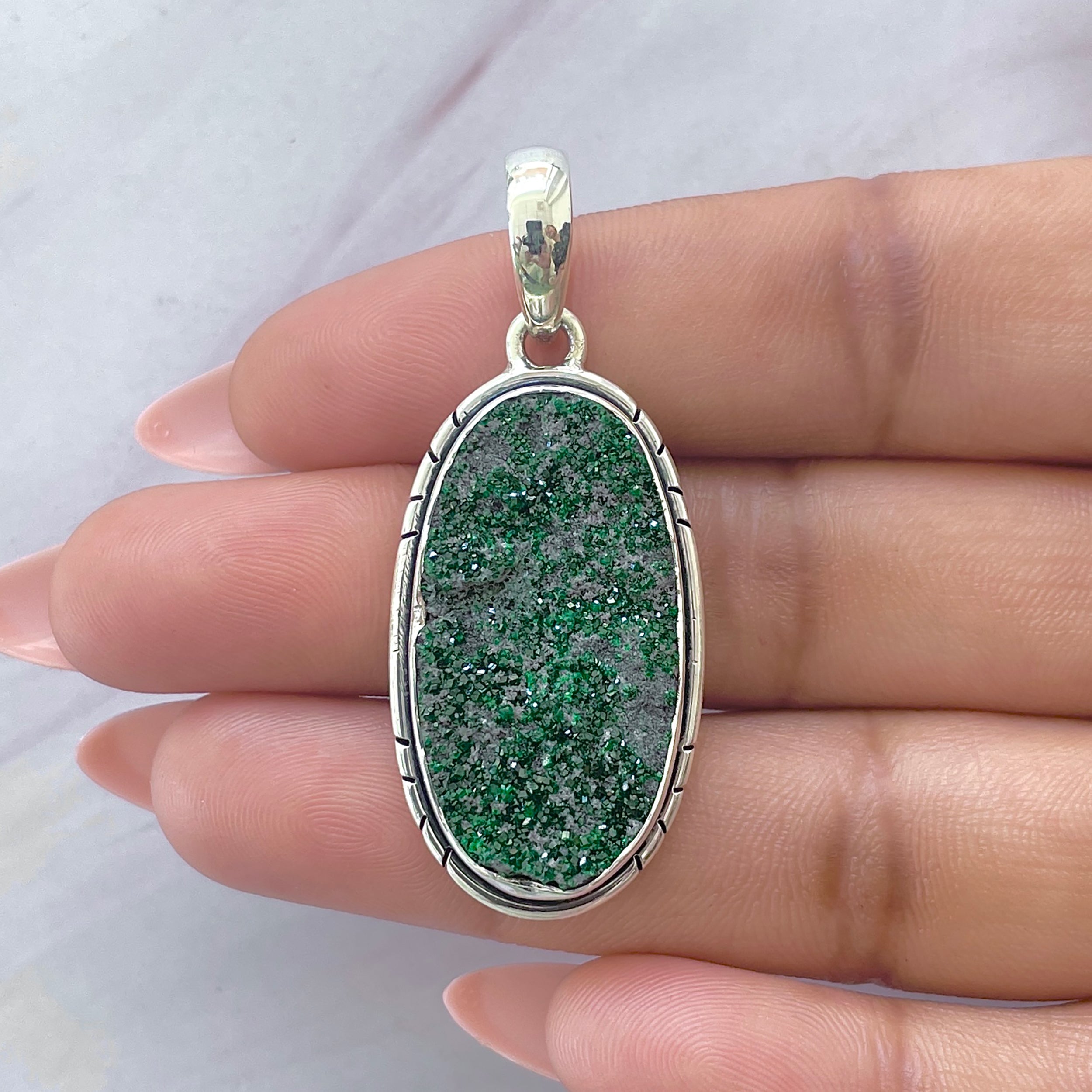 Uvarovite Pendant-(UVR-P-137.)