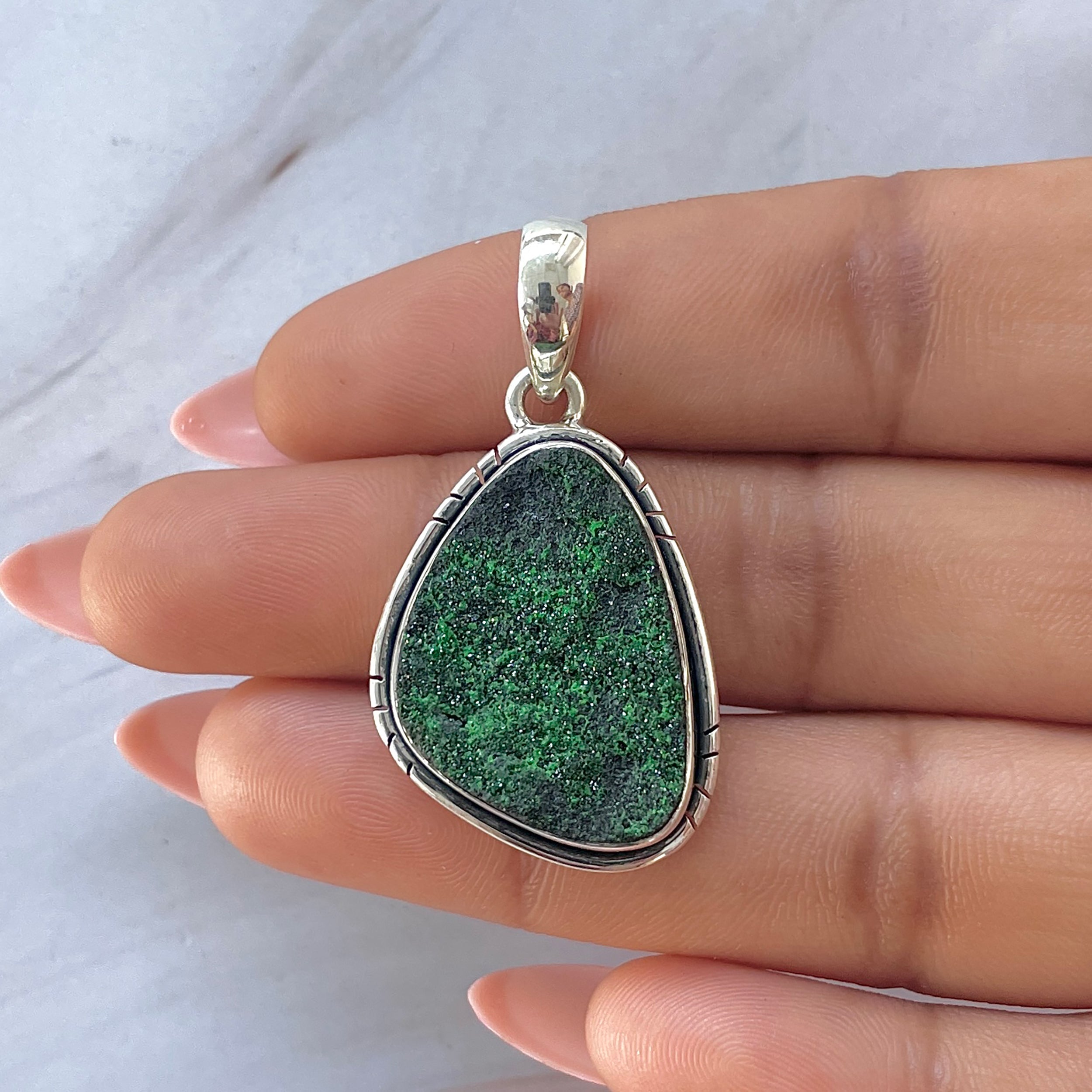 Uvarovite Pendant-(UVR-P-139.)