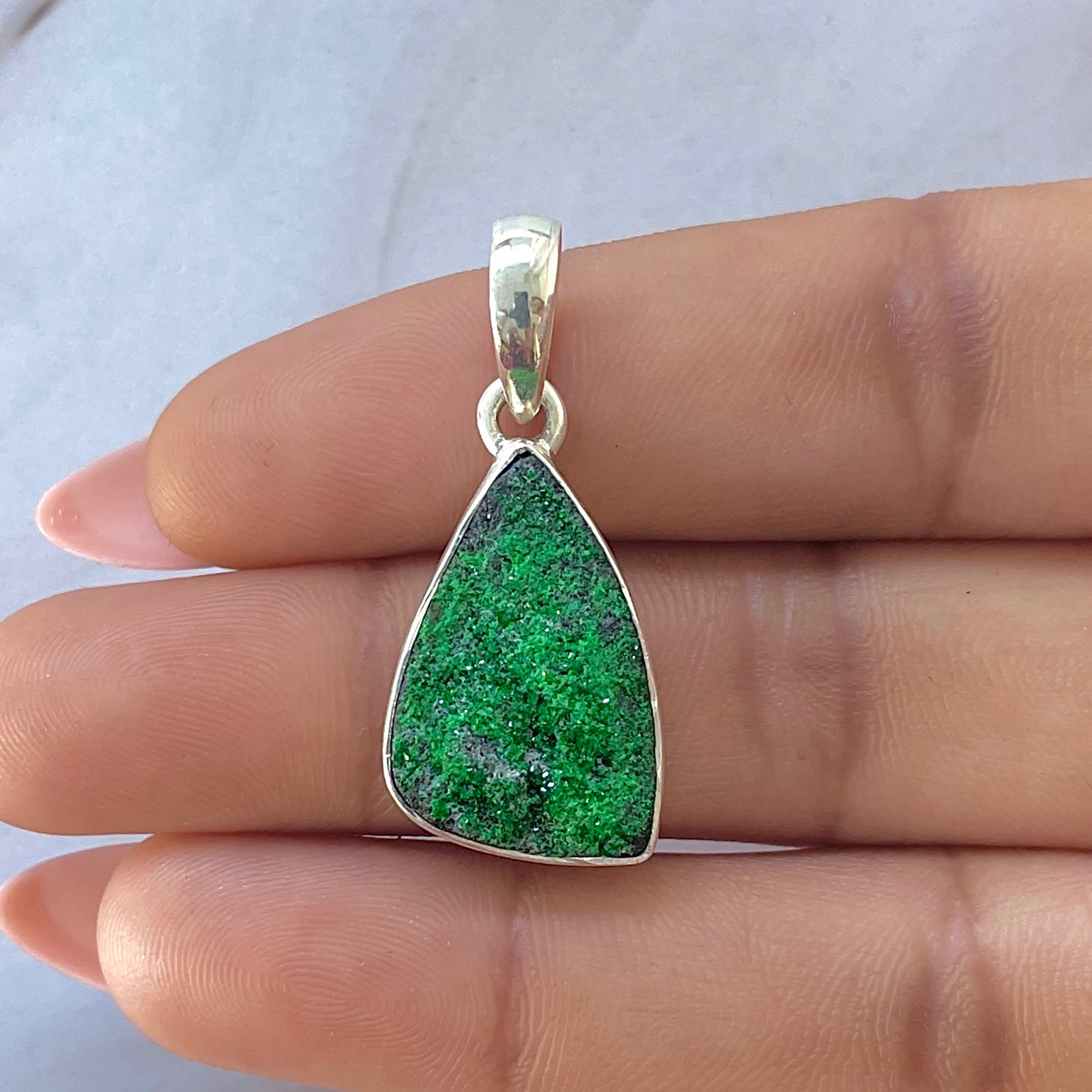 Uvarovite Pendant-(UVR-P-142.)