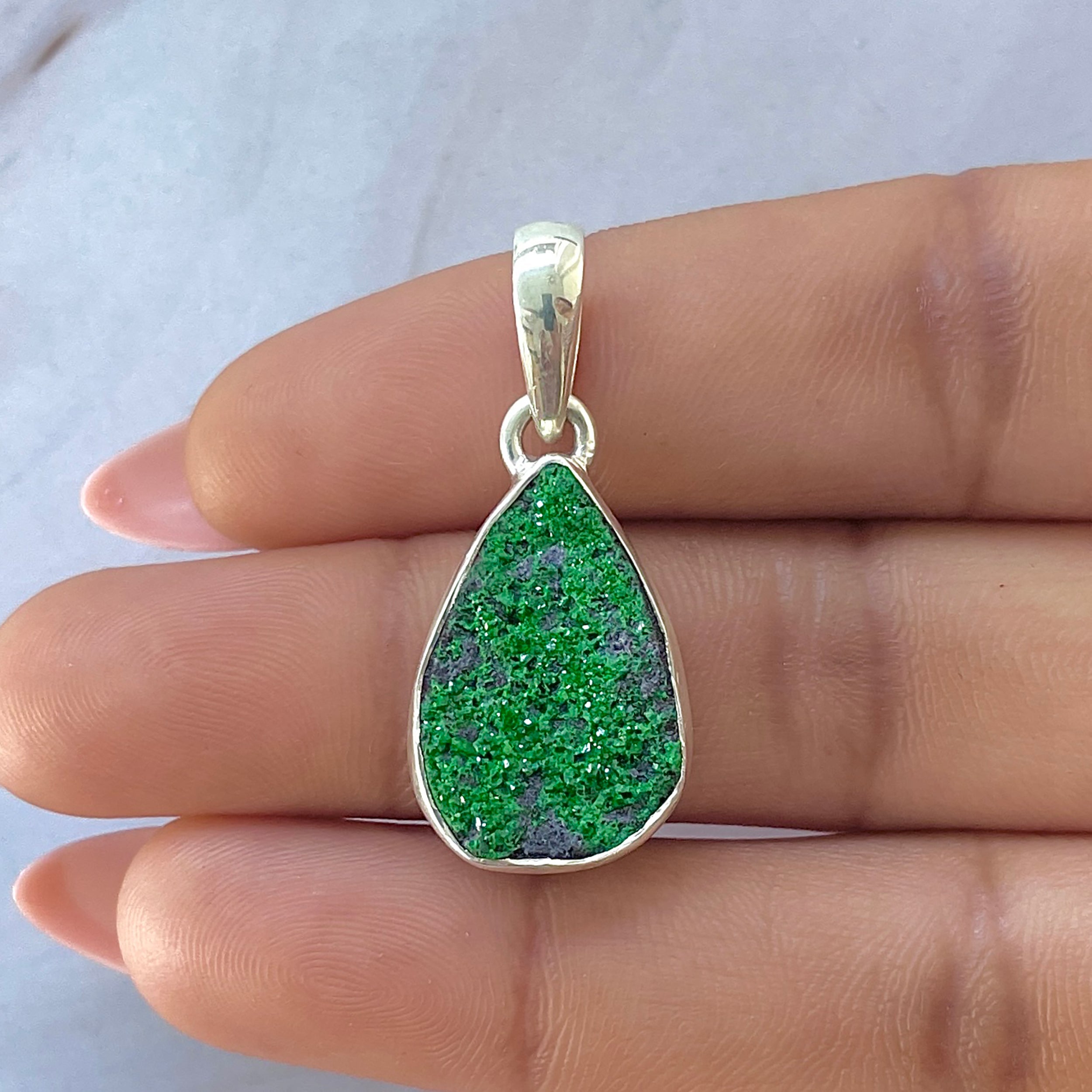 Uvarovite Pendant-(UVR-P-145.)