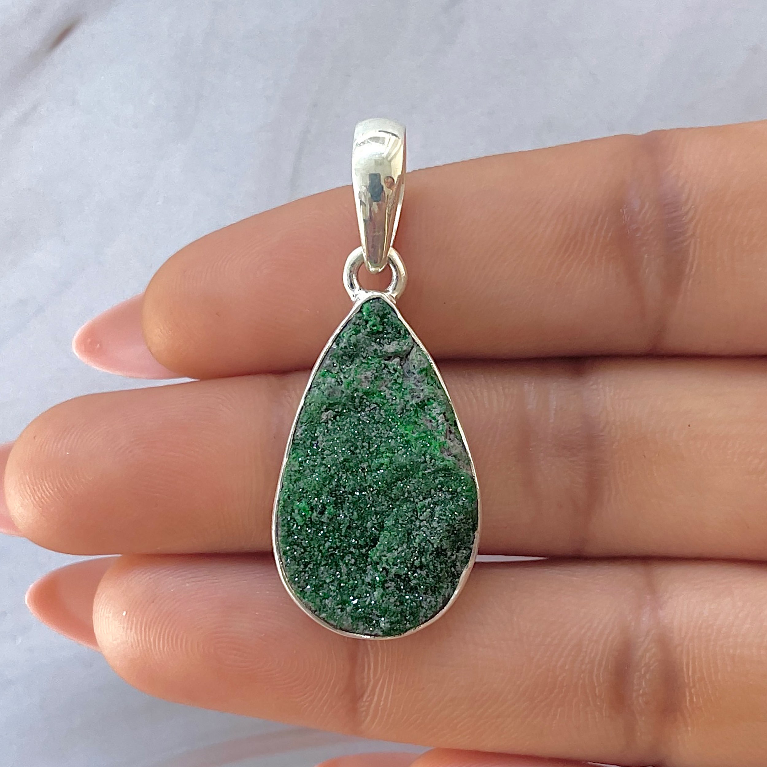 Uvarovite Pendant-(UVR-P-148.)