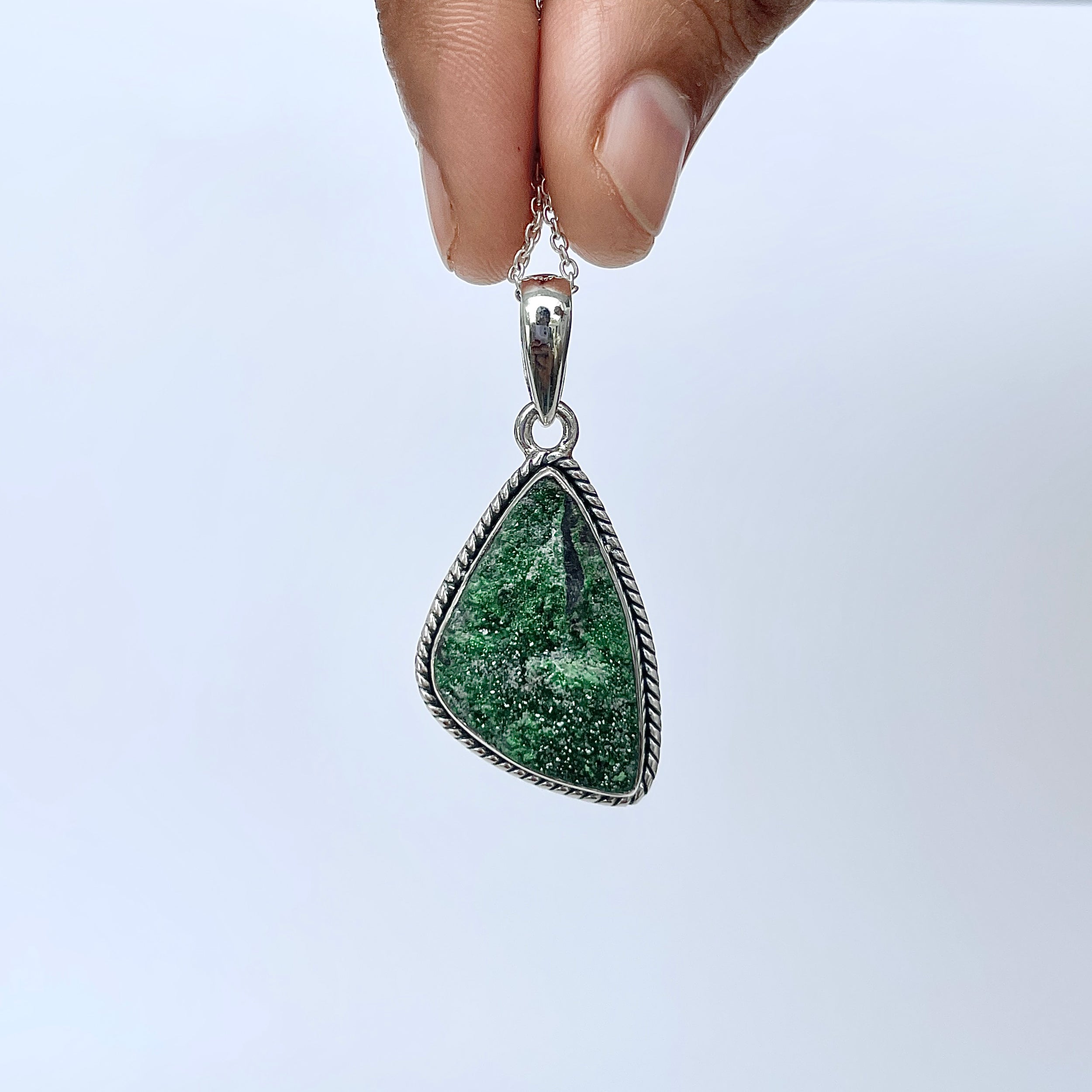 Uvarovite Pendant-(UVR-P-151.)