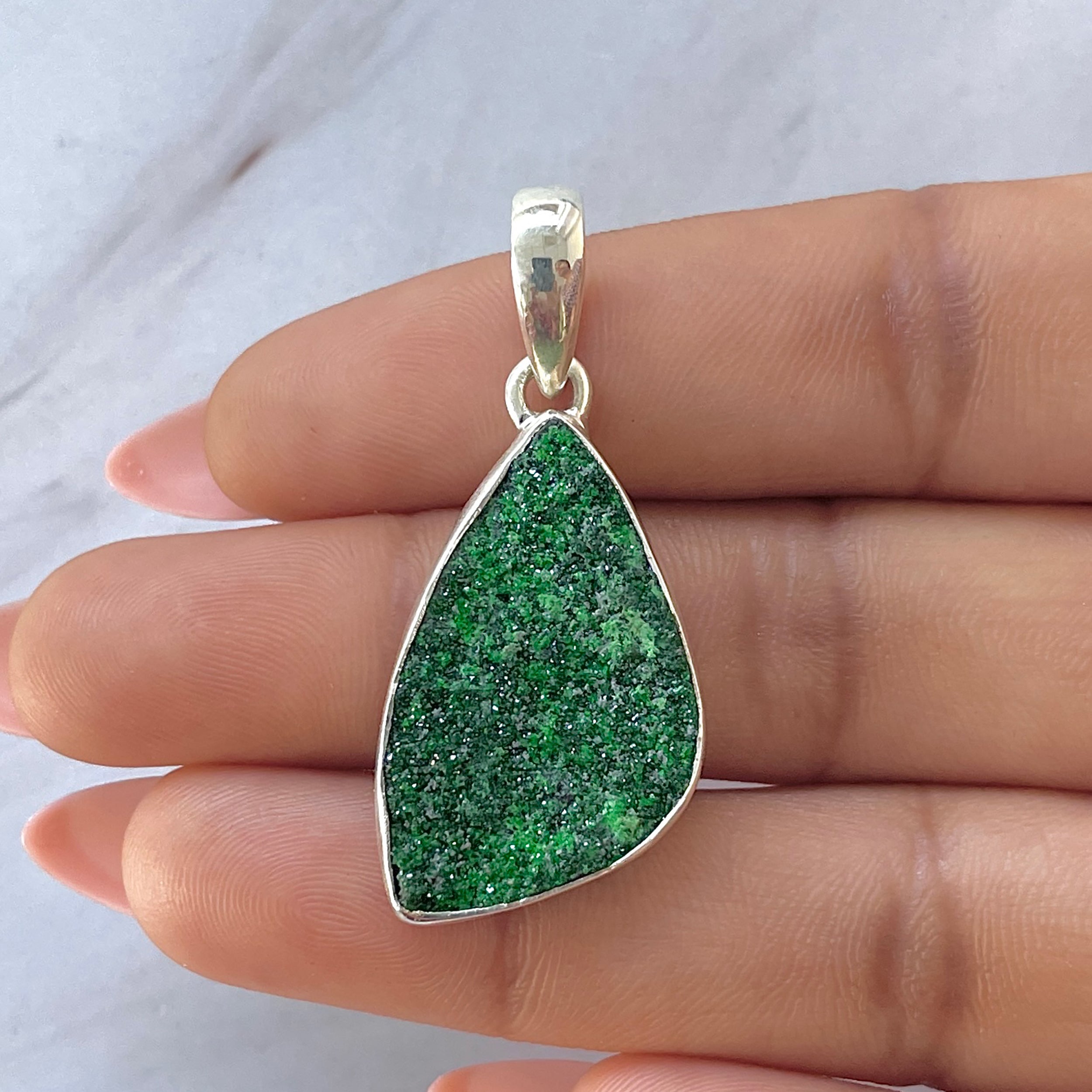 Uvarovite Pendant-(UVR-P-154.)