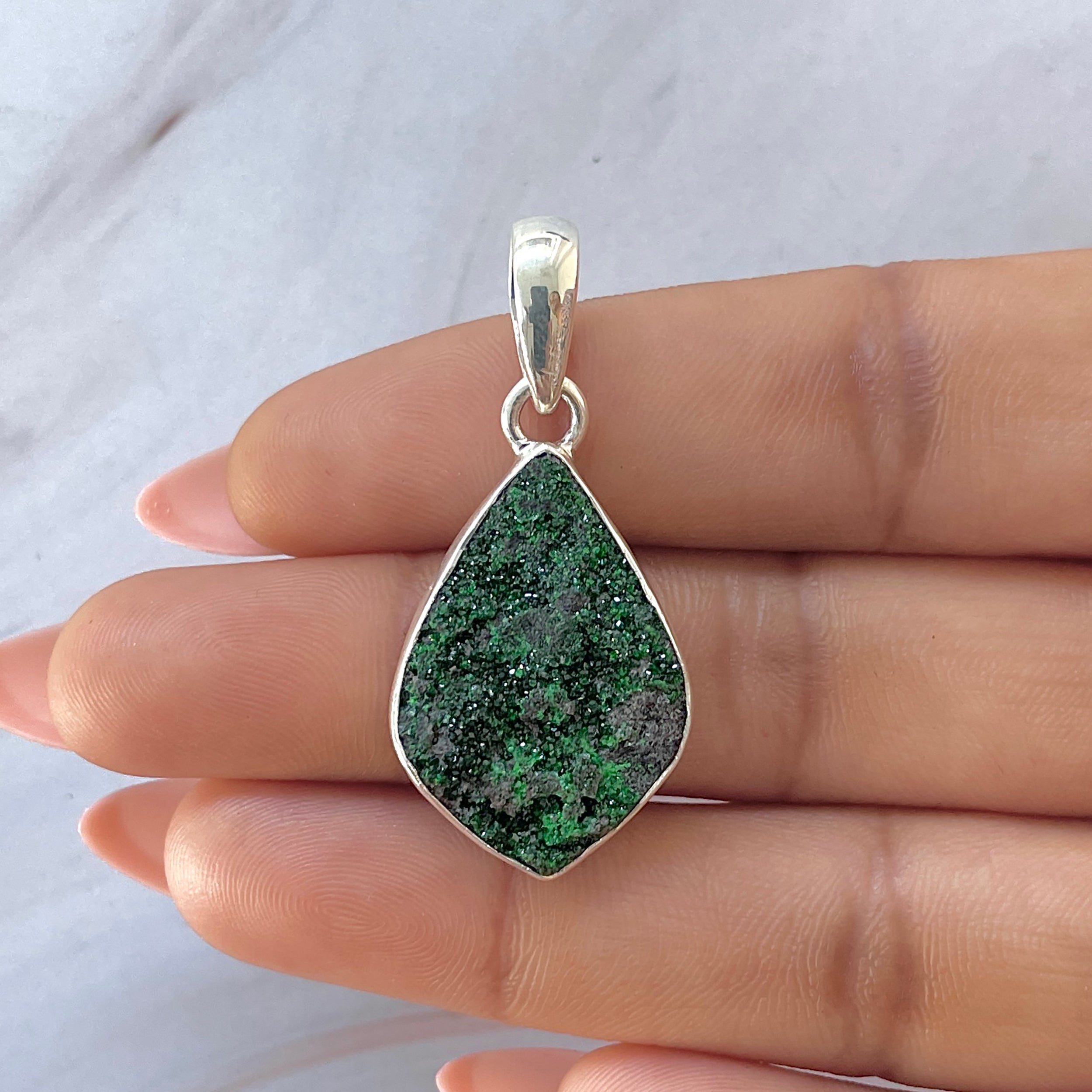 Uvarovite Pendant-(UVR-P-157.)