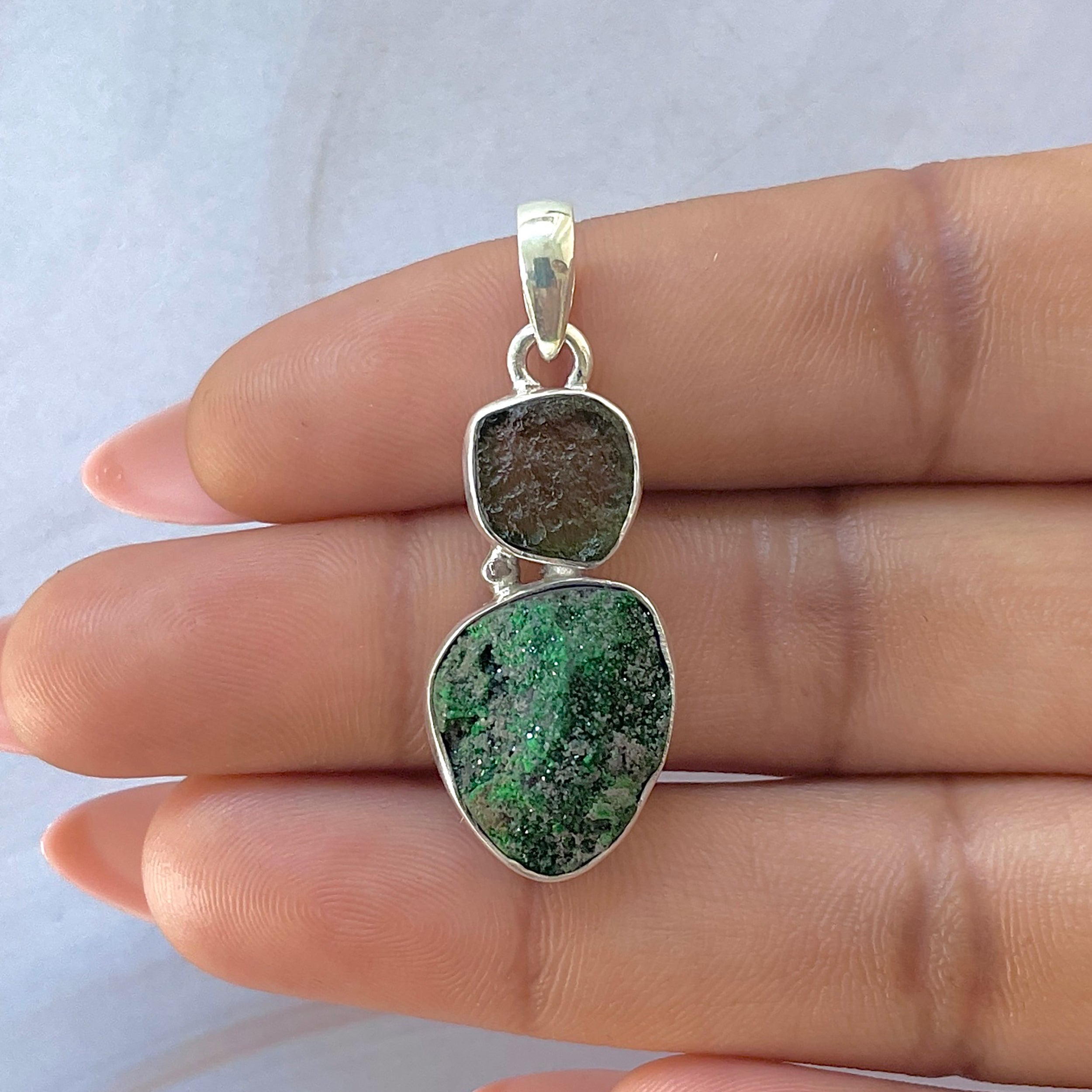 Uvarovite Pendant-(UVR-P-83.)