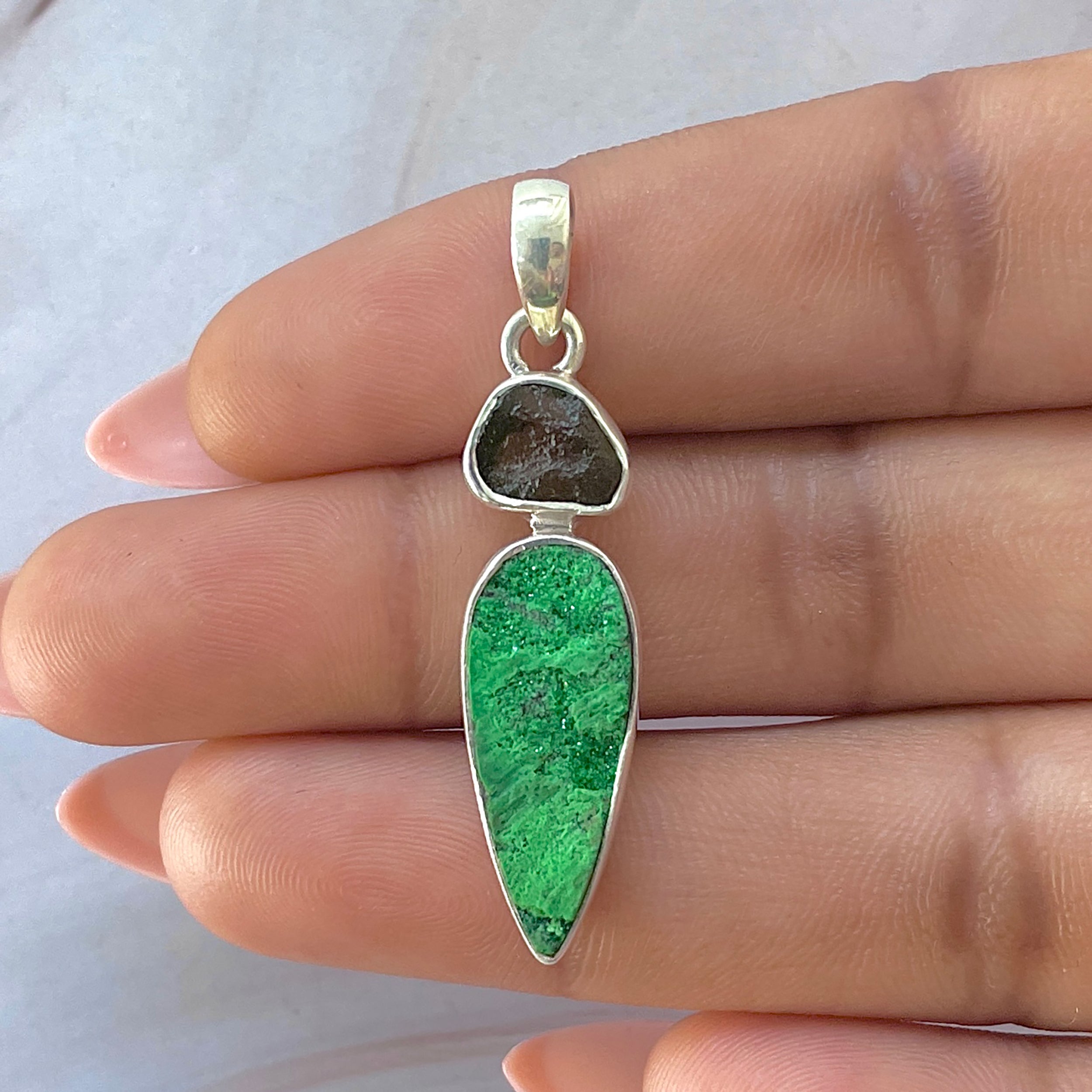 Uvarovite Pendant-(UVR-P-86.)