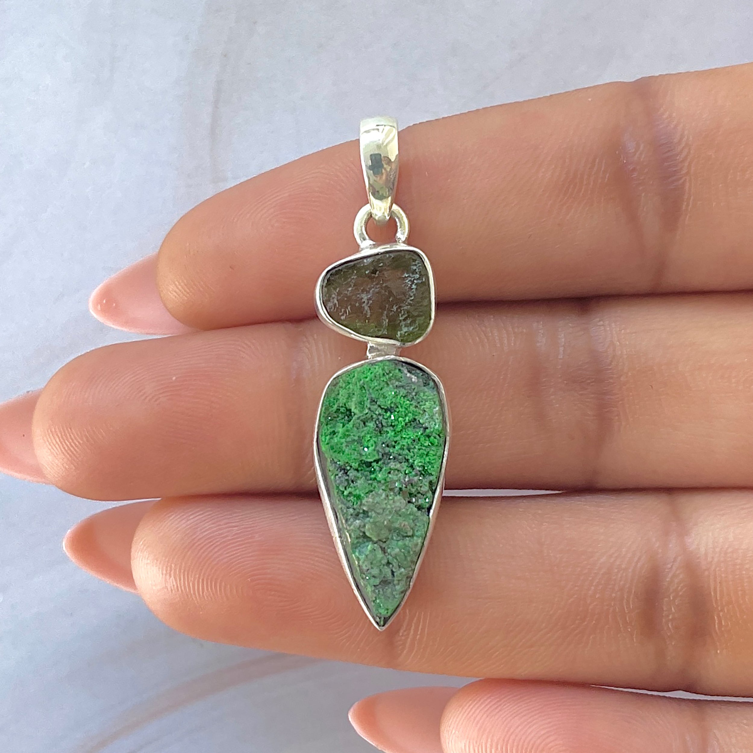 Uvarovite Pendant-(UVR-P-88.)
