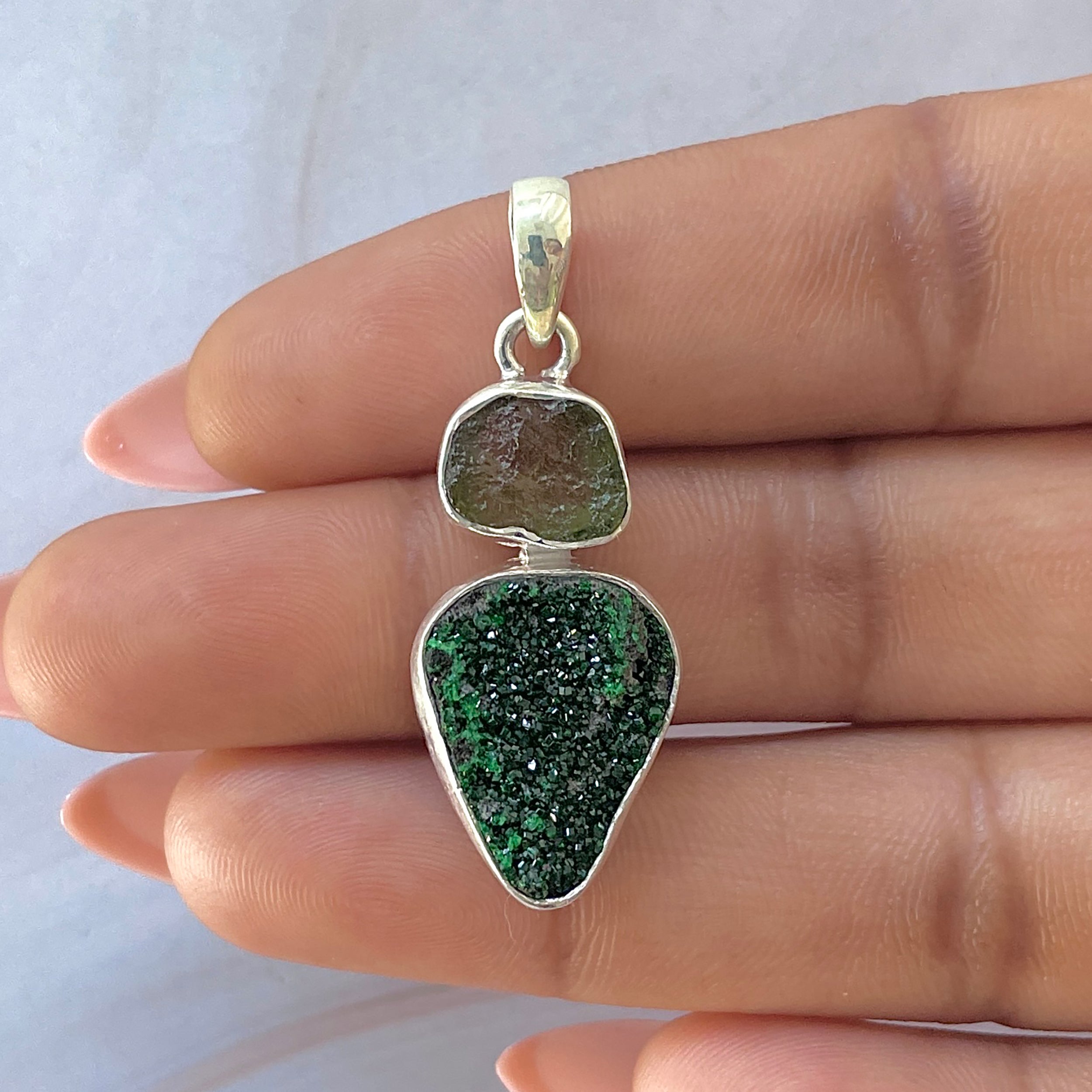 Uvarovite Pendant-(UVR-P-92.)